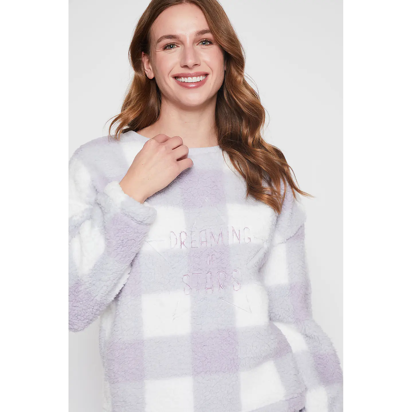 Pijama Mujer Morado Peludo Bordado Family Shop 3