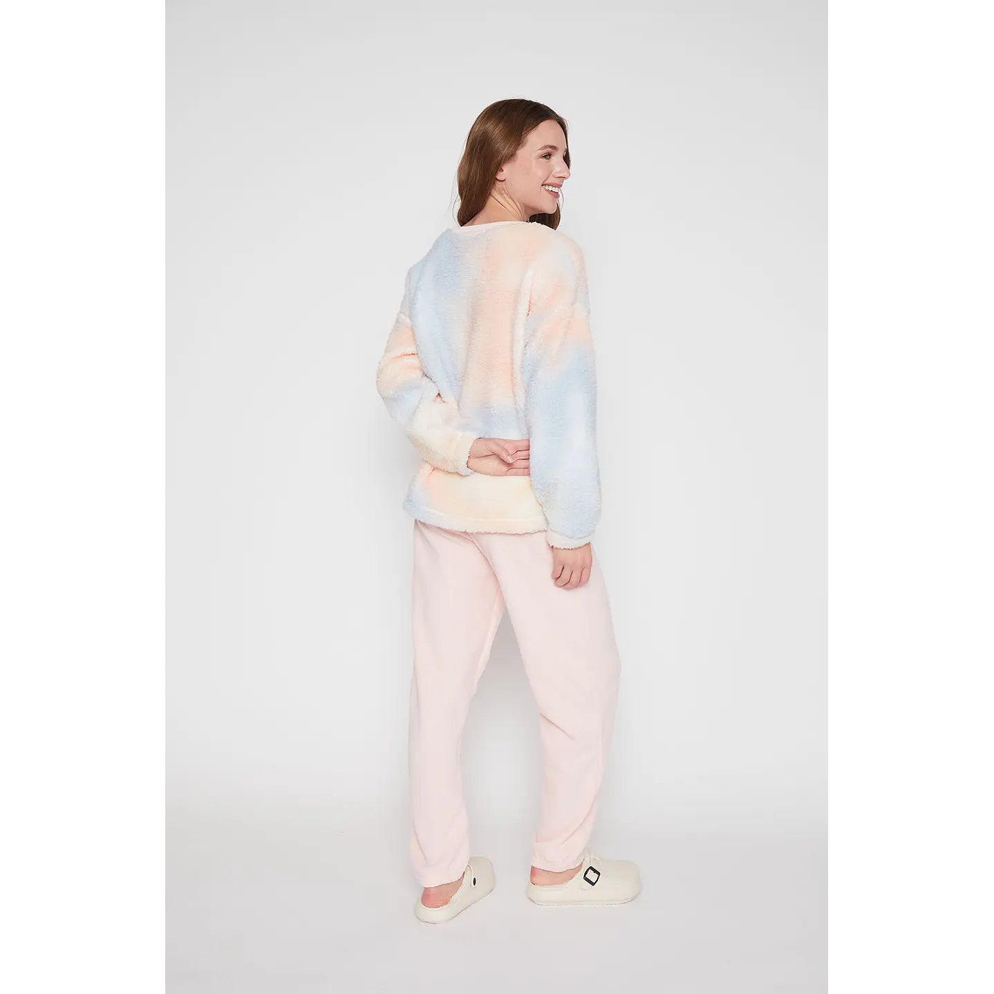 Pijama Mujer Rosado Peludo Bordado Family Shop 4