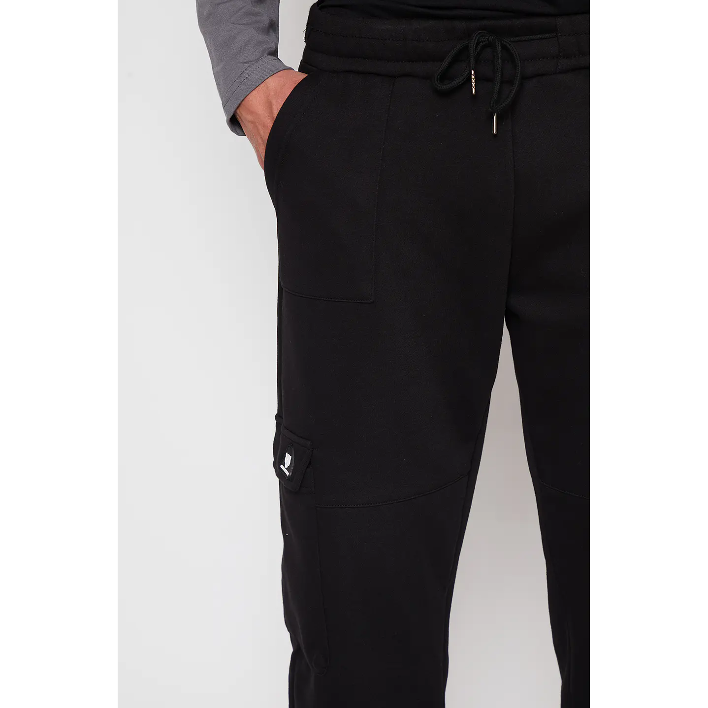 Pantalón Buzo Hombre Negro Cargo Cortes Family Shop 3
