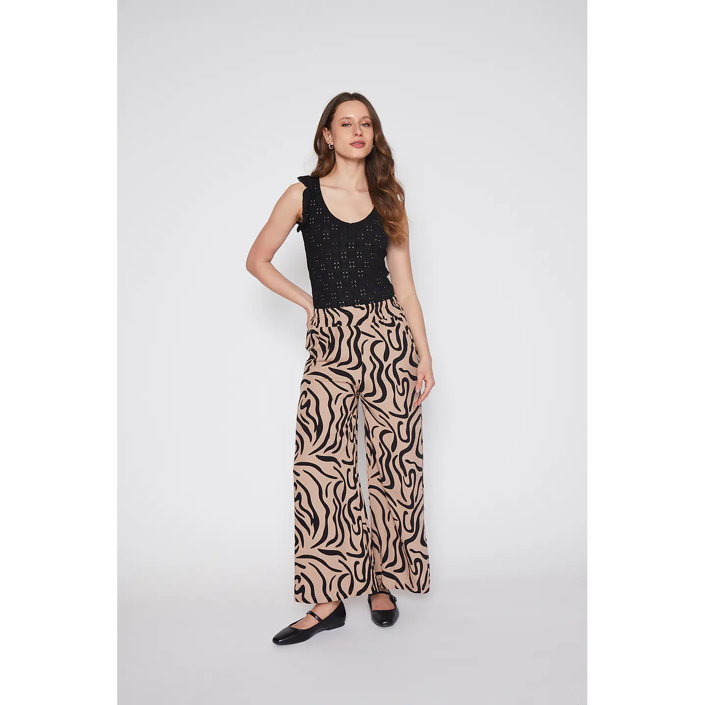 Pantalón Mujer Basta Ancha Arena Familyshop 2
