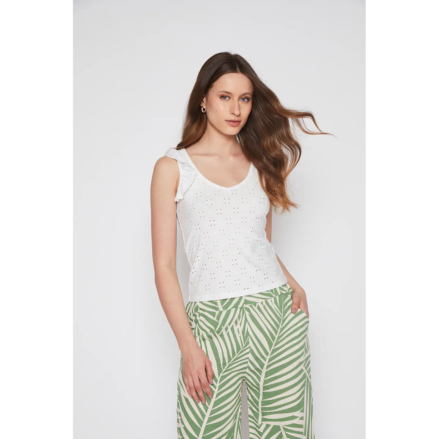 Polera Mujer Vuelos Broderie Crudo Familyshop 1