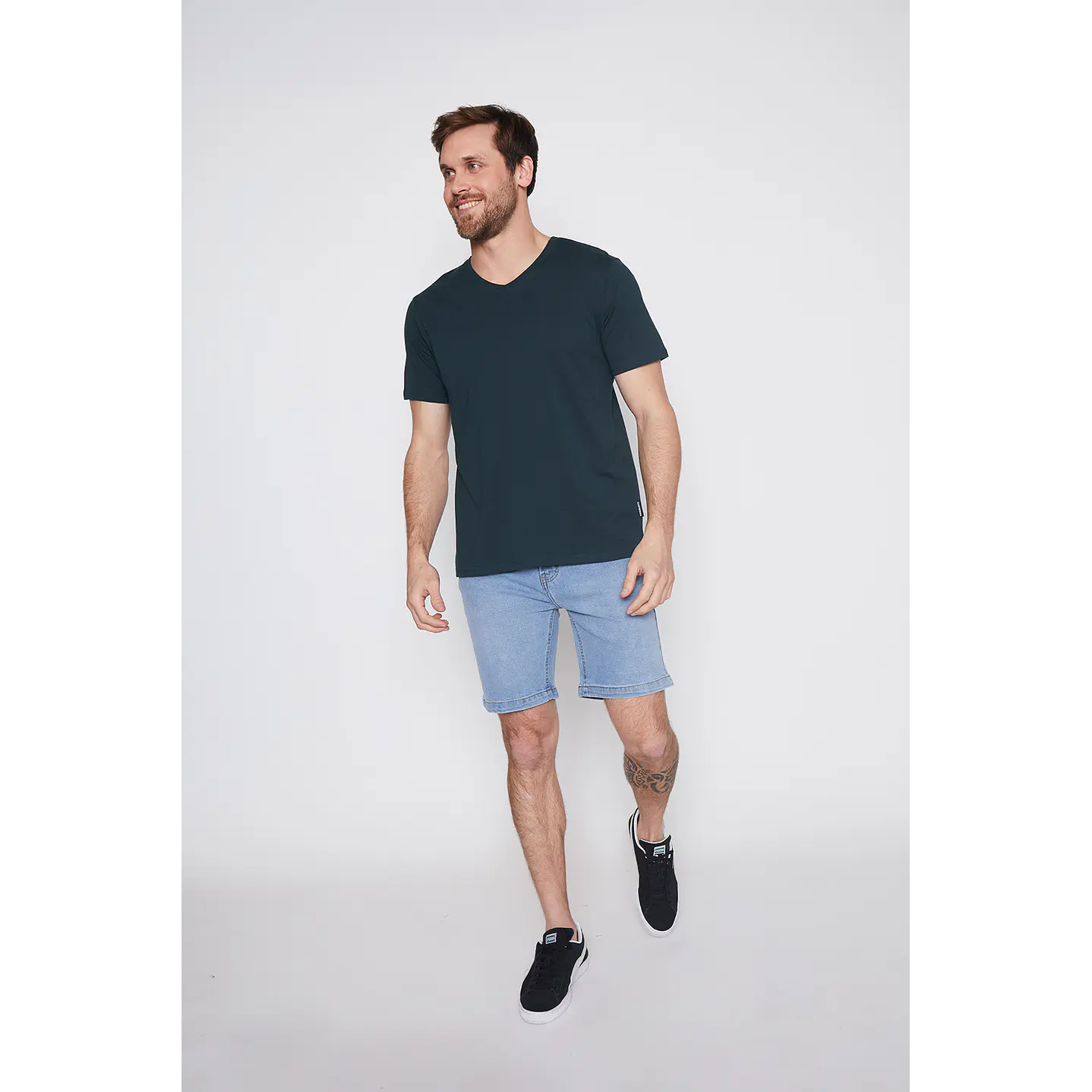 Polera Hombre Cuello V Verde Familyshop 2