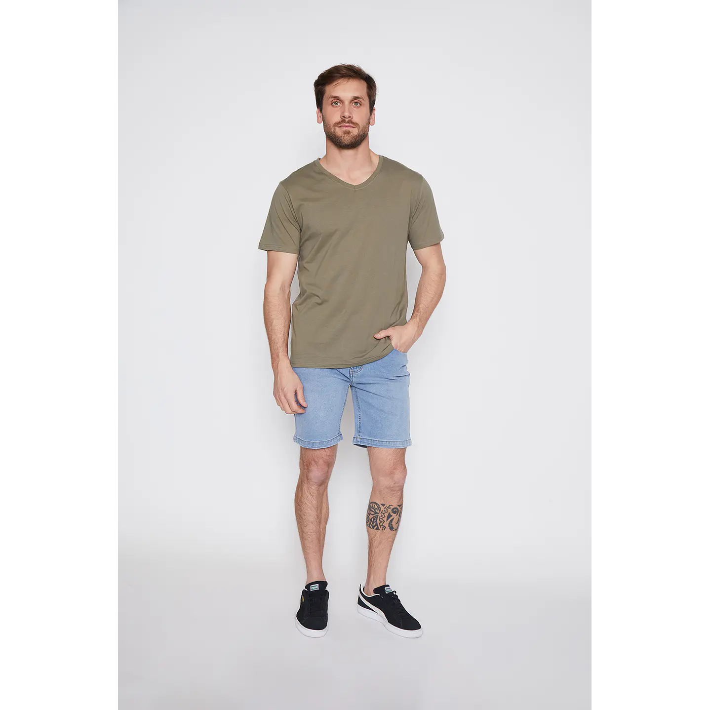 Polera Hombre Basic Cuello V Verde Familyshop 2