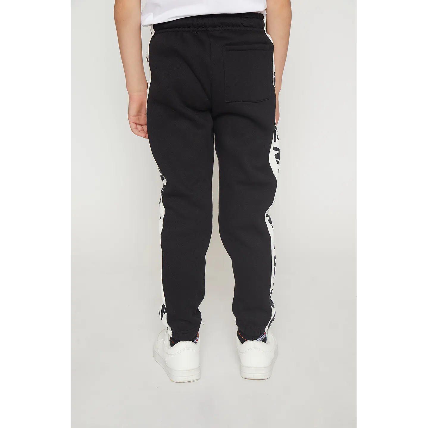 Pantalón Buzo Deportivo Niño Negro Familyshop 2