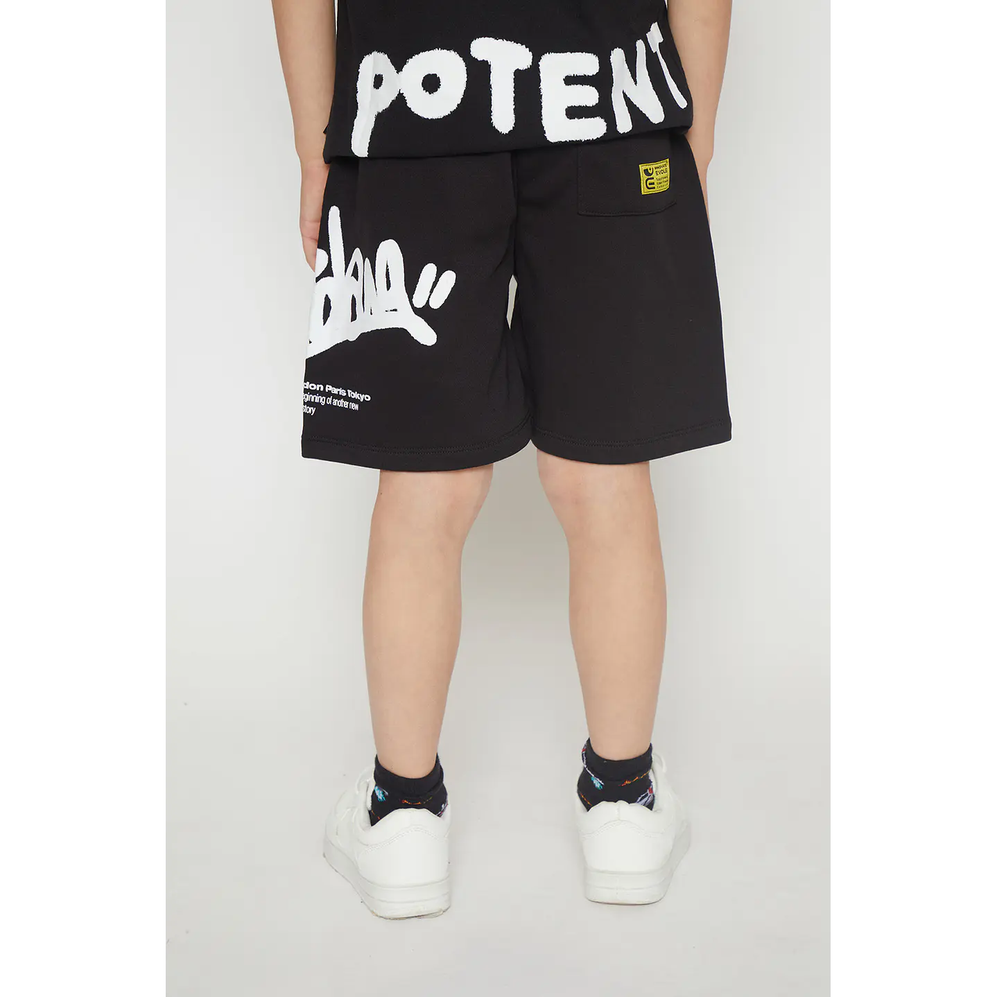 Bermuda Niño Letras Urban Negro Familyshop 2