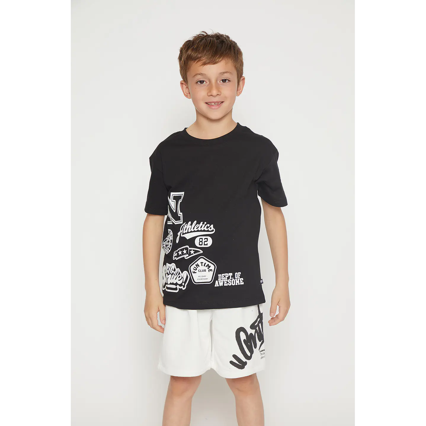 Polera Niño College Manga Corta Negro Familyshop 1