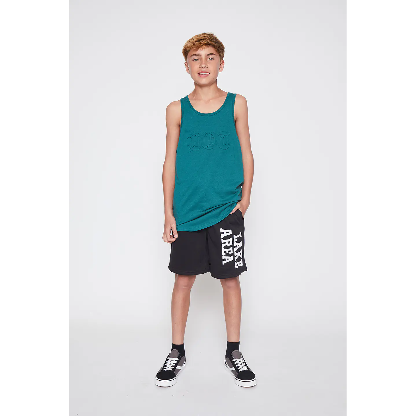 Bermuda Lolo Varsity Negro Familyshop 2