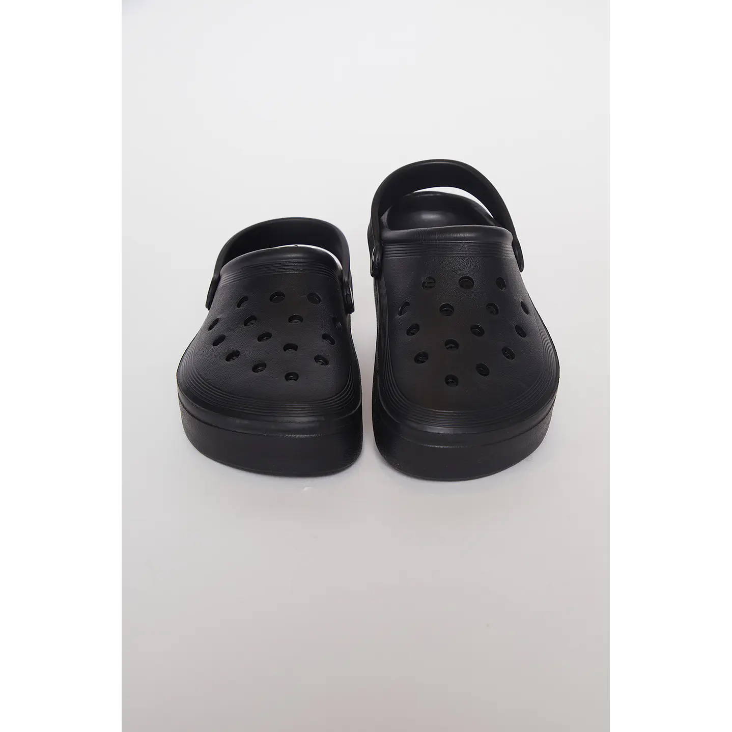 Zueco Básico Hombre Negro Familyshop 2