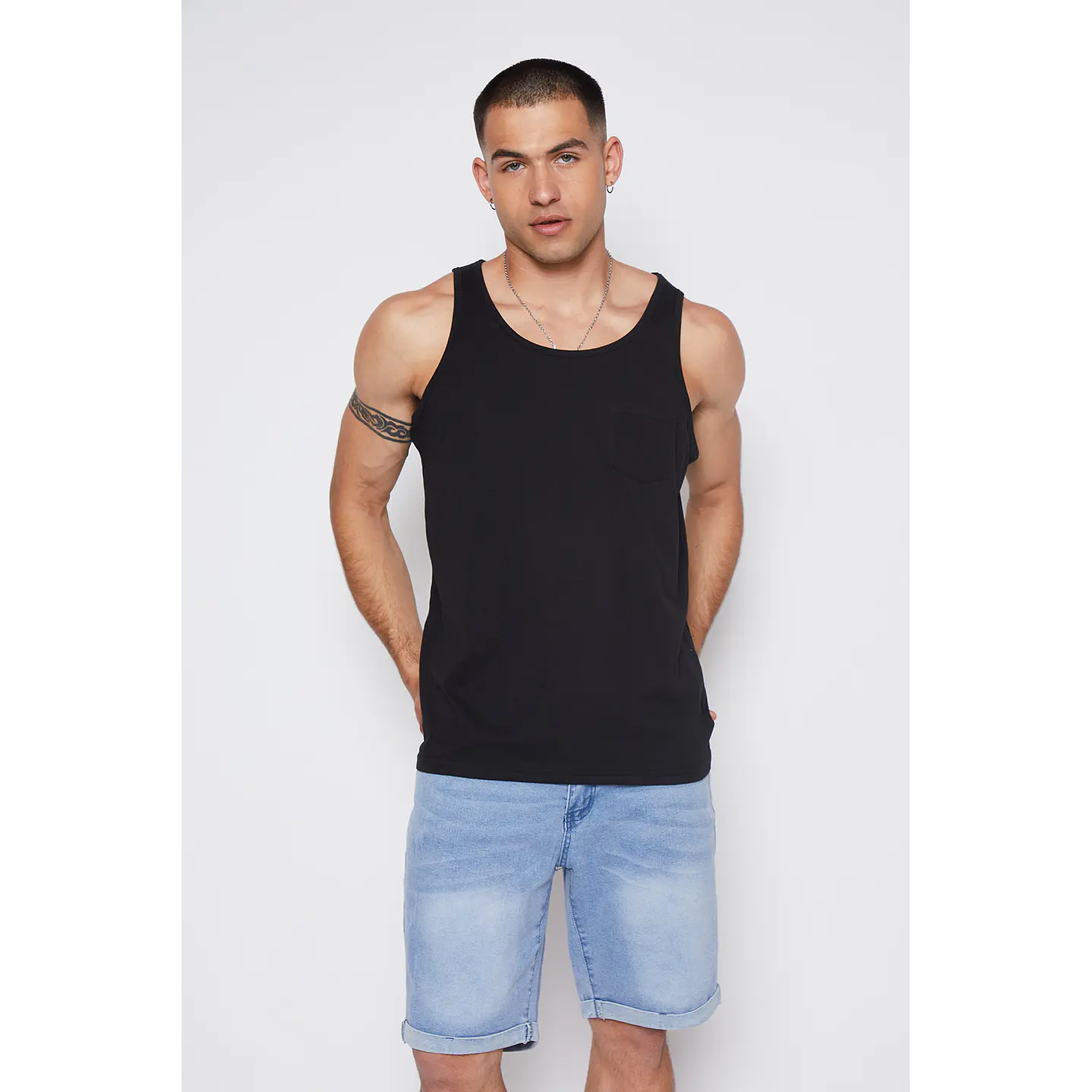 Polera Hombre Sin Manga Color Negro Familyshop 1