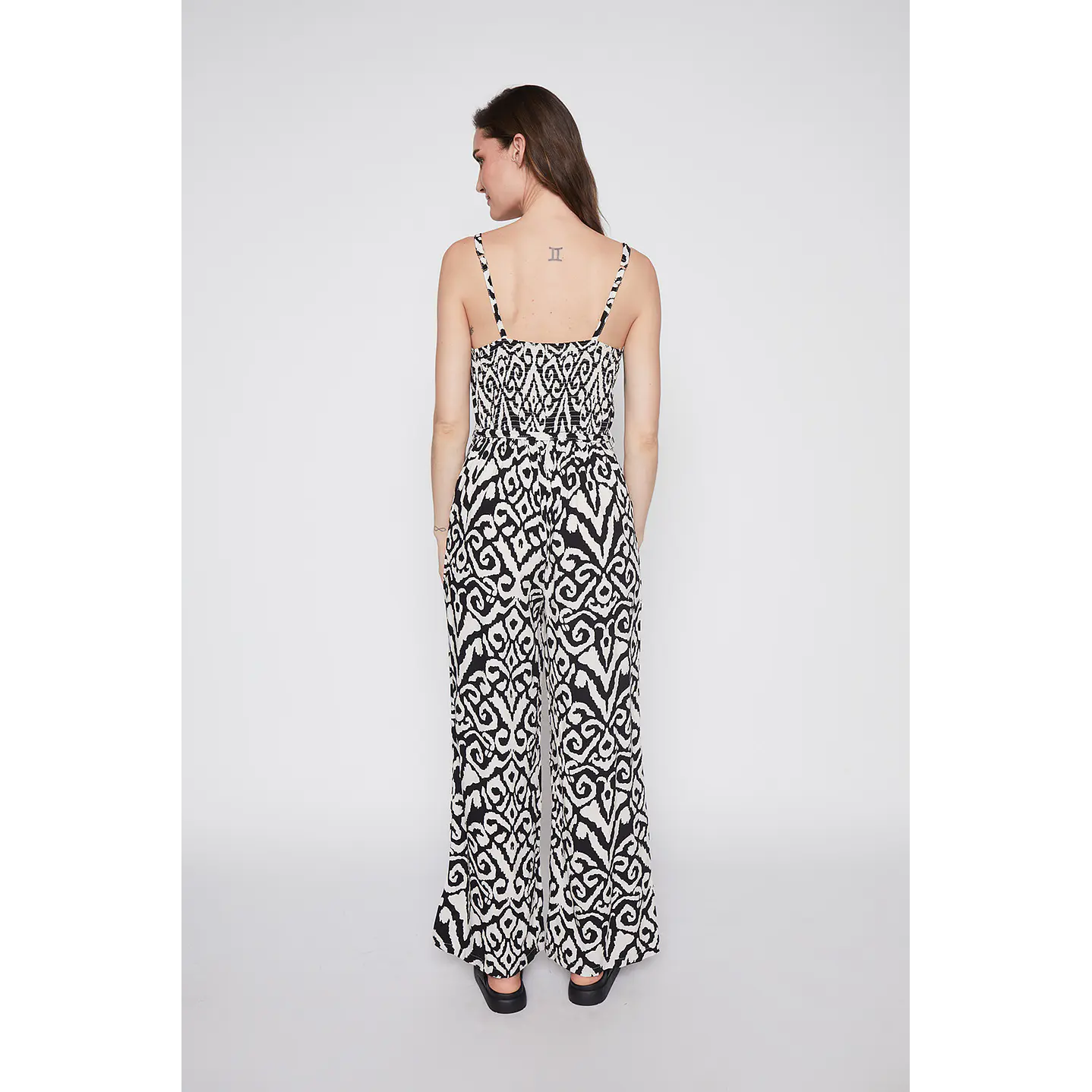 Enterito Mujer Tropical Negro Familyshop 3