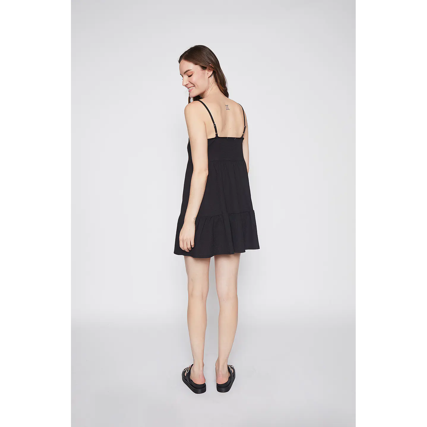 Vestido Mujer Pabilo Textura Negro Familyshop 2