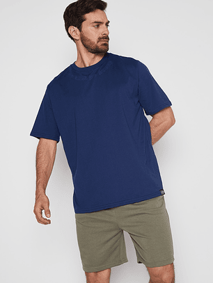 Polera Hombre Letras Cuello Azul Familyshop