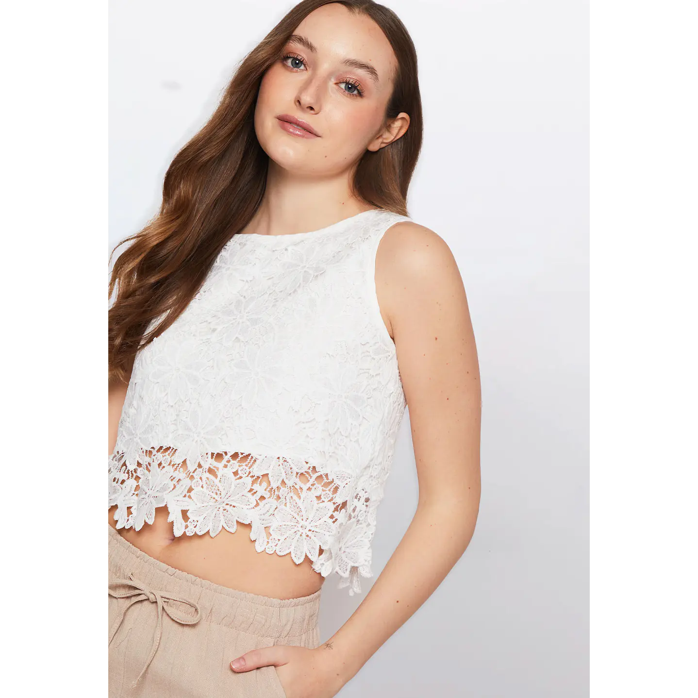 Polera Mujer Crochet Crop Blanco Familyshop 3