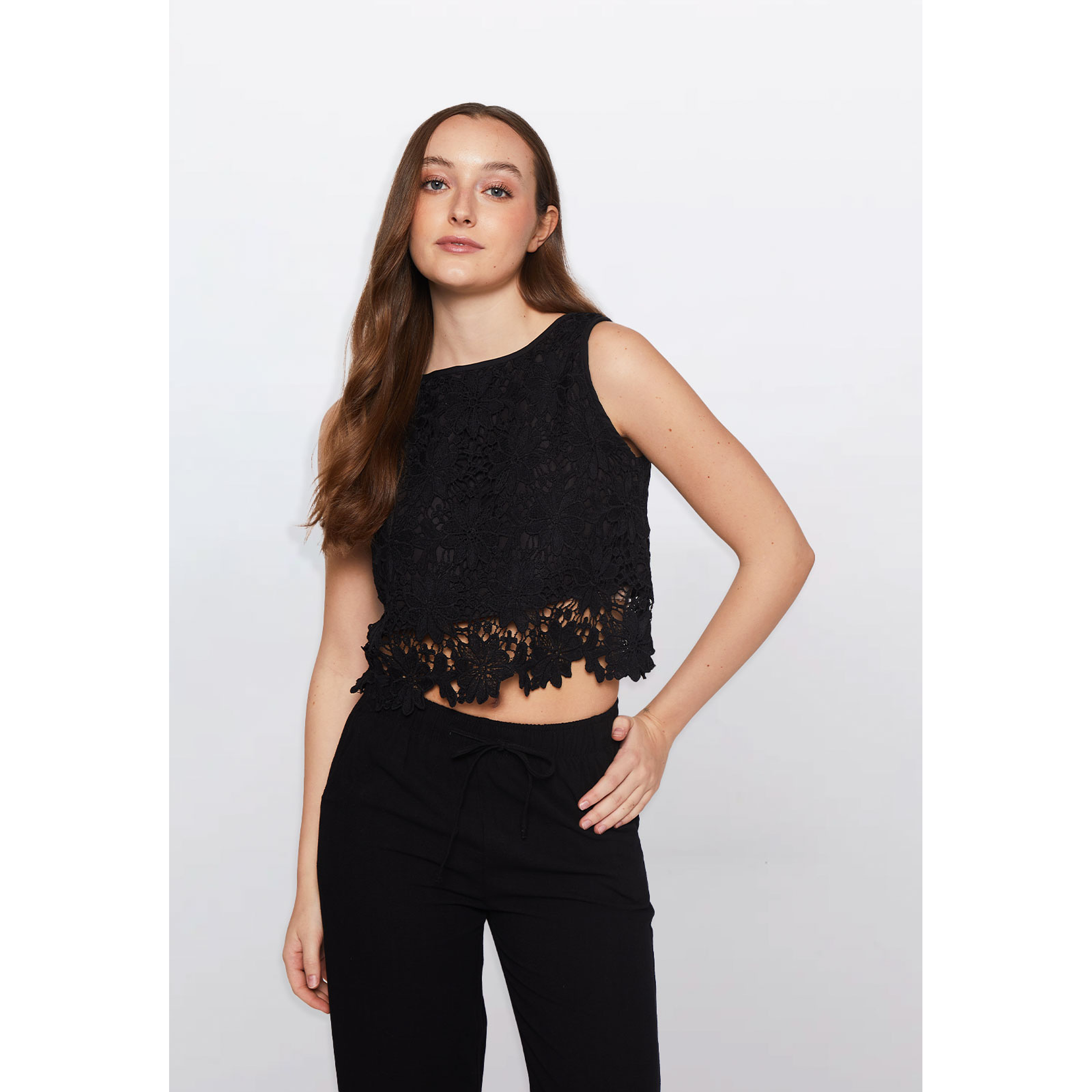 Polera Mujer Crochet Crop Negro Familyshop 1