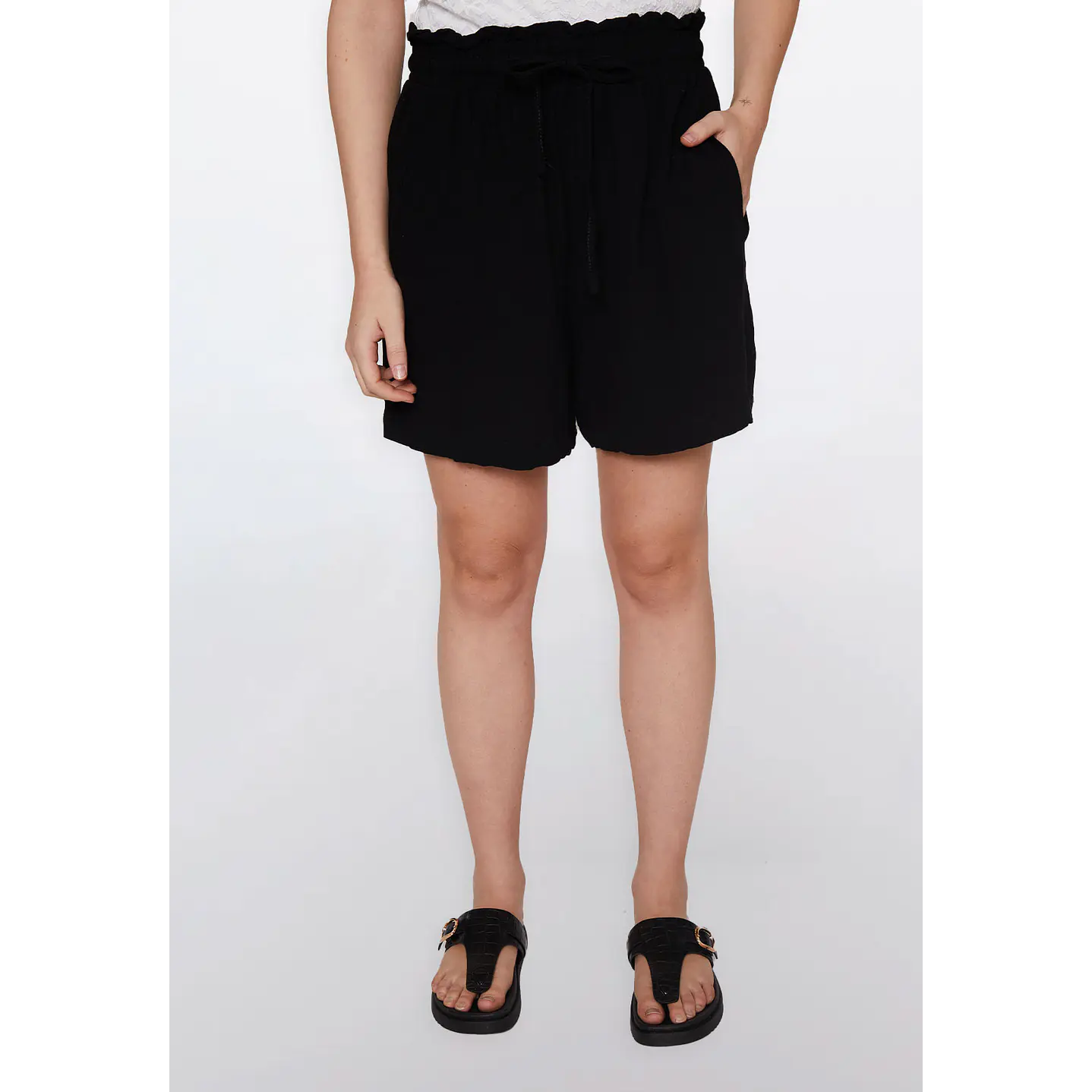Short Mujer Chic Lino Negro Familyshop 1