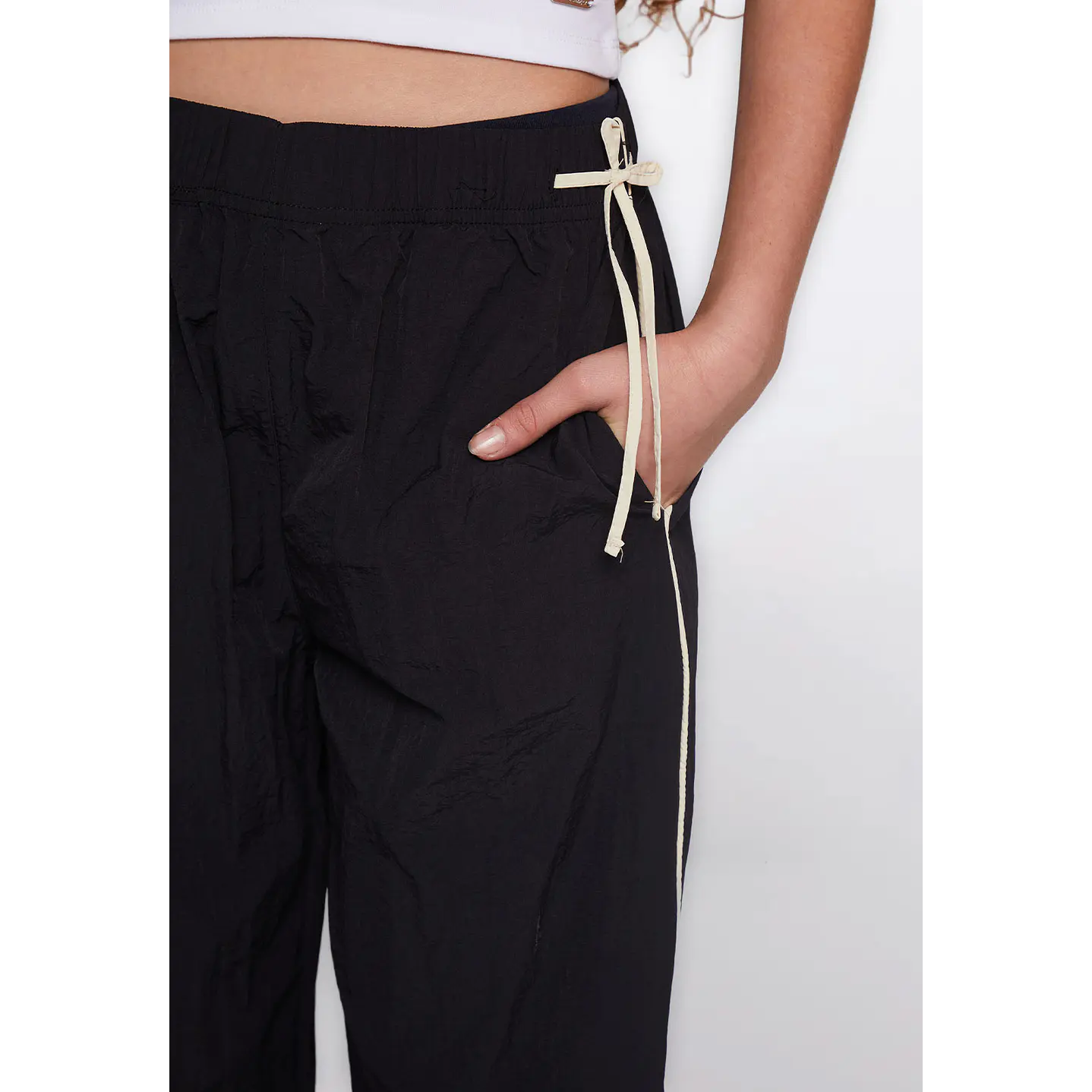 Pantalón Lola Taslan Lazo Negro Familyshop 3