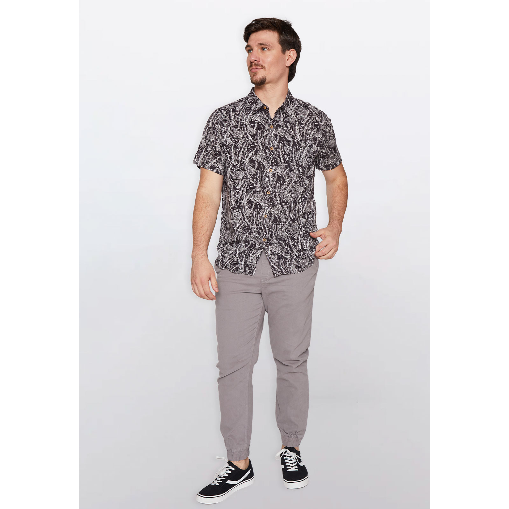 Camisa Hombre Hojas Negro Familyshop 2
