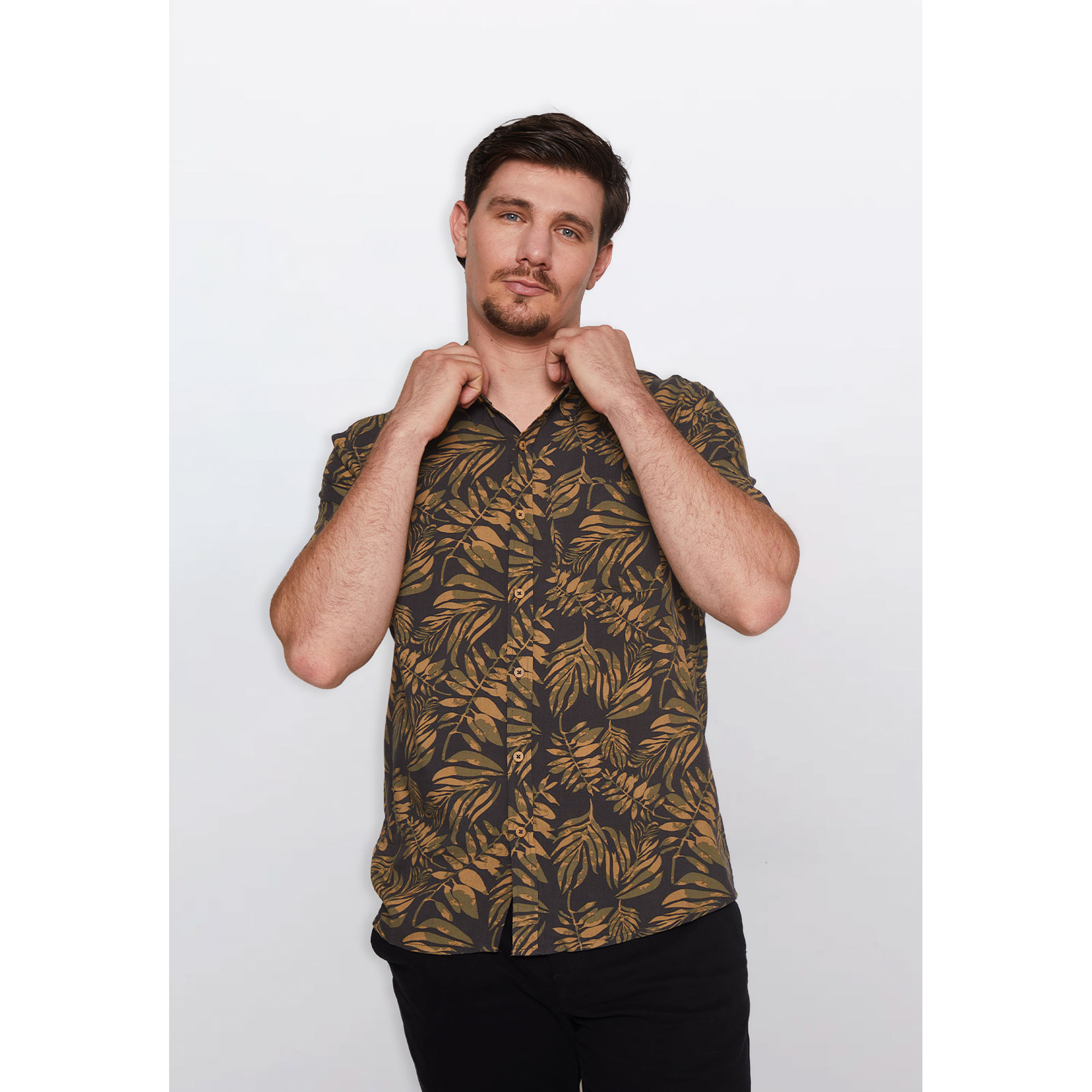 Camisa Hombre Hojas Gris Familyshop 1