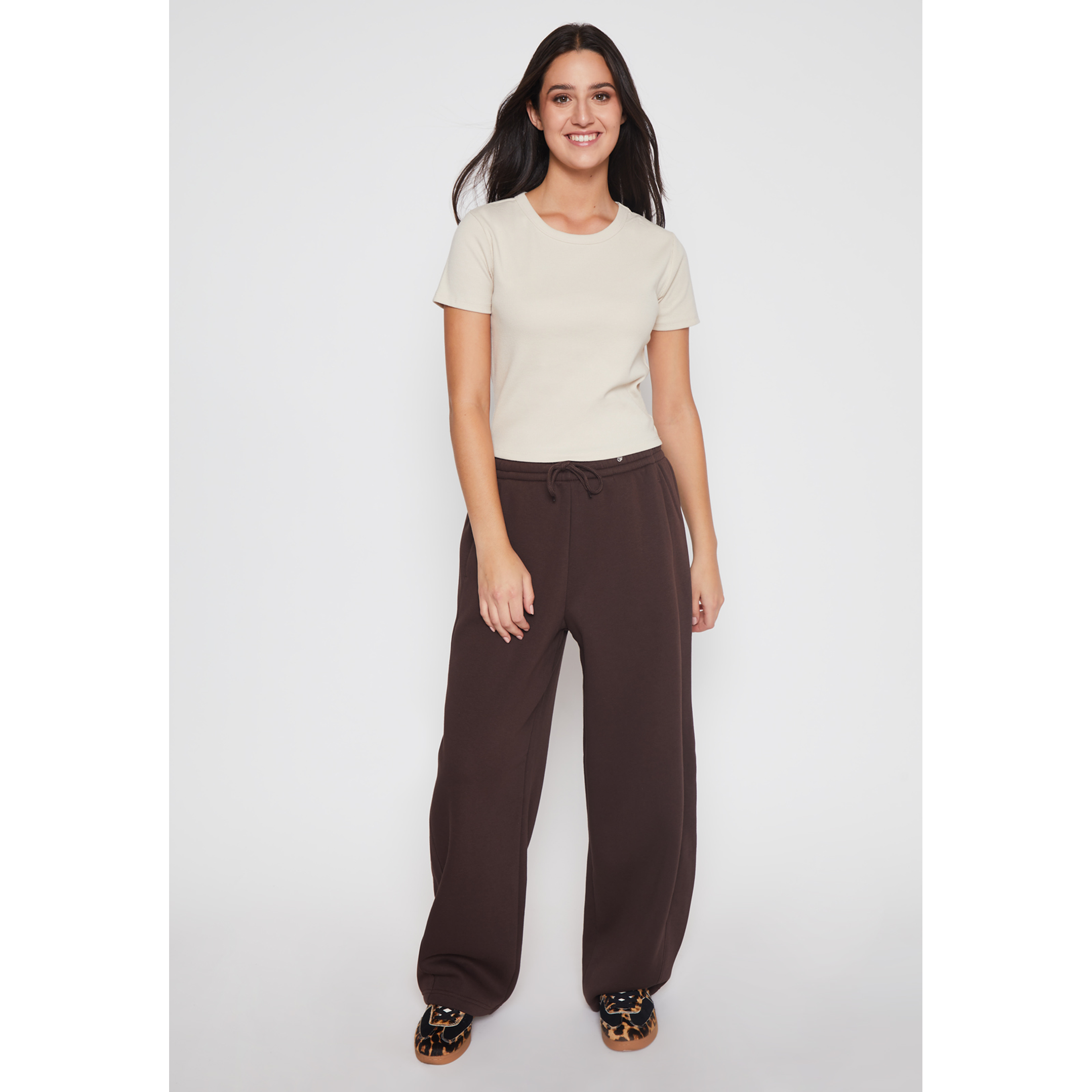 Pantalón Buzo Barrel Mujer Café Familyshop 2