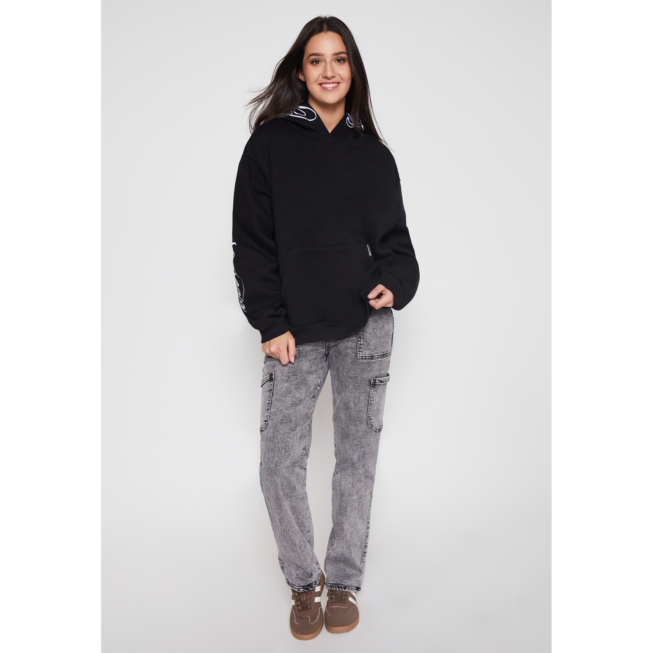 Polerón Bordado Go Mujer Negro Familyshop 2