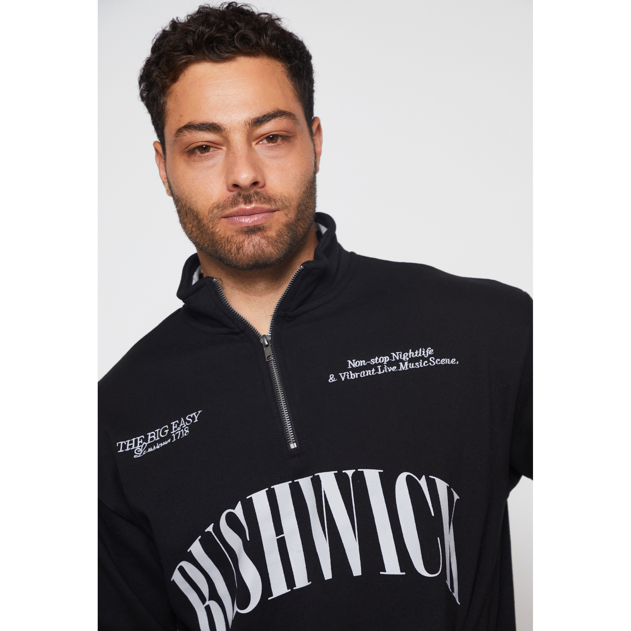 Polerón Gothic Hombre Negro Familyshop 3