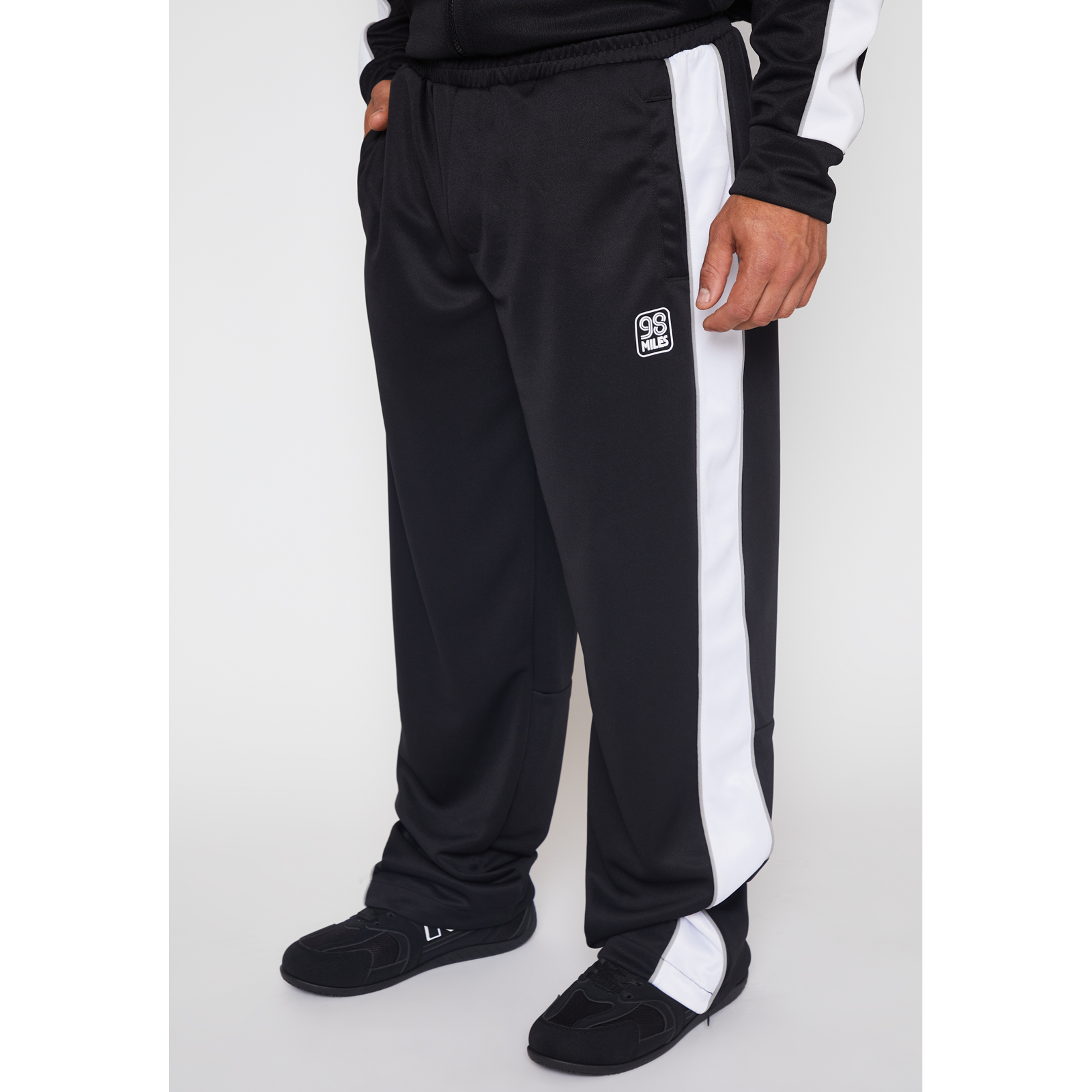 Pantalón Buzo Retro 98 Hombre Negro Familyshop 1