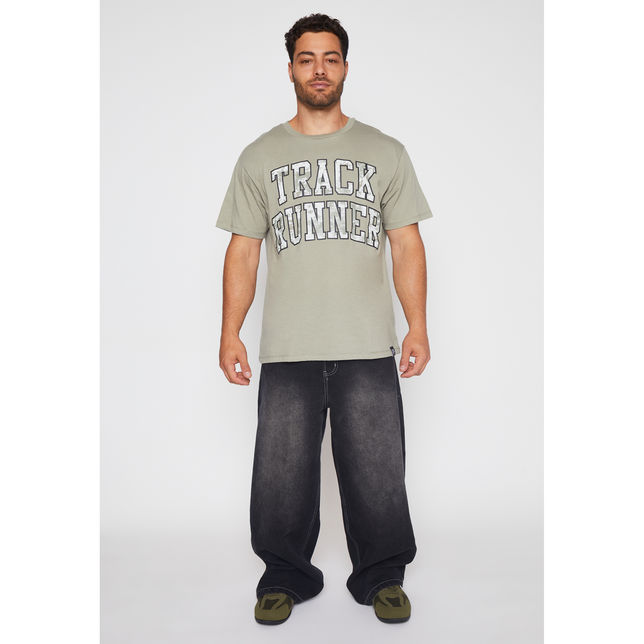 Polera Track Runner Hombre Verde Familyshop 2