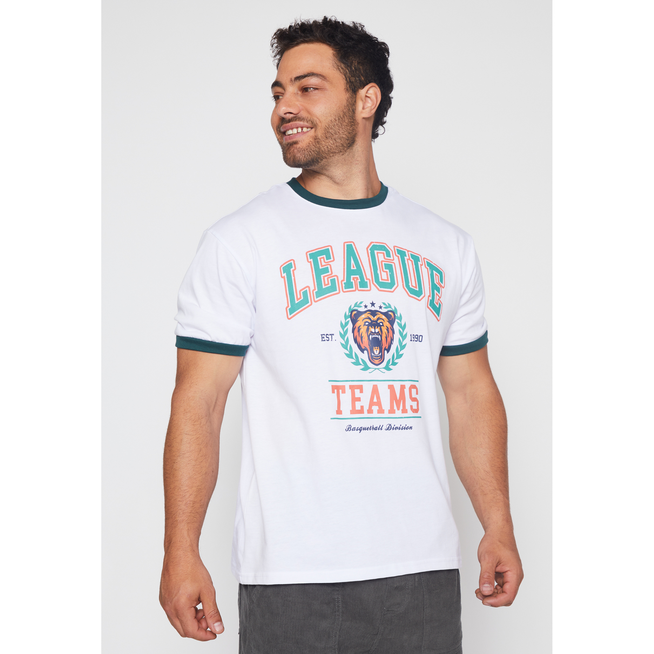 Polera College Team Hombre Blanco Familyshop 1