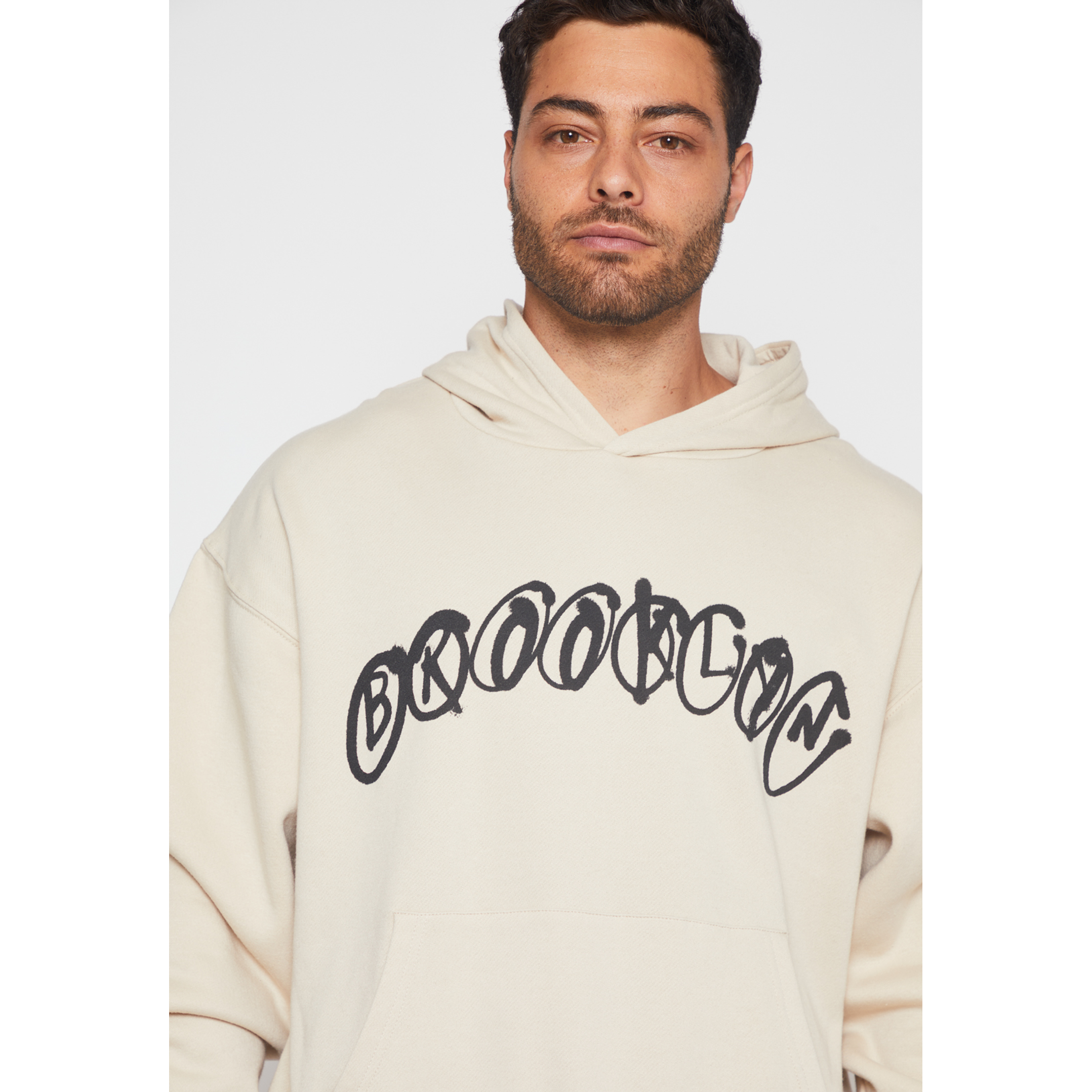 Polerón Graffiti Hombre Beige Familyshop 3