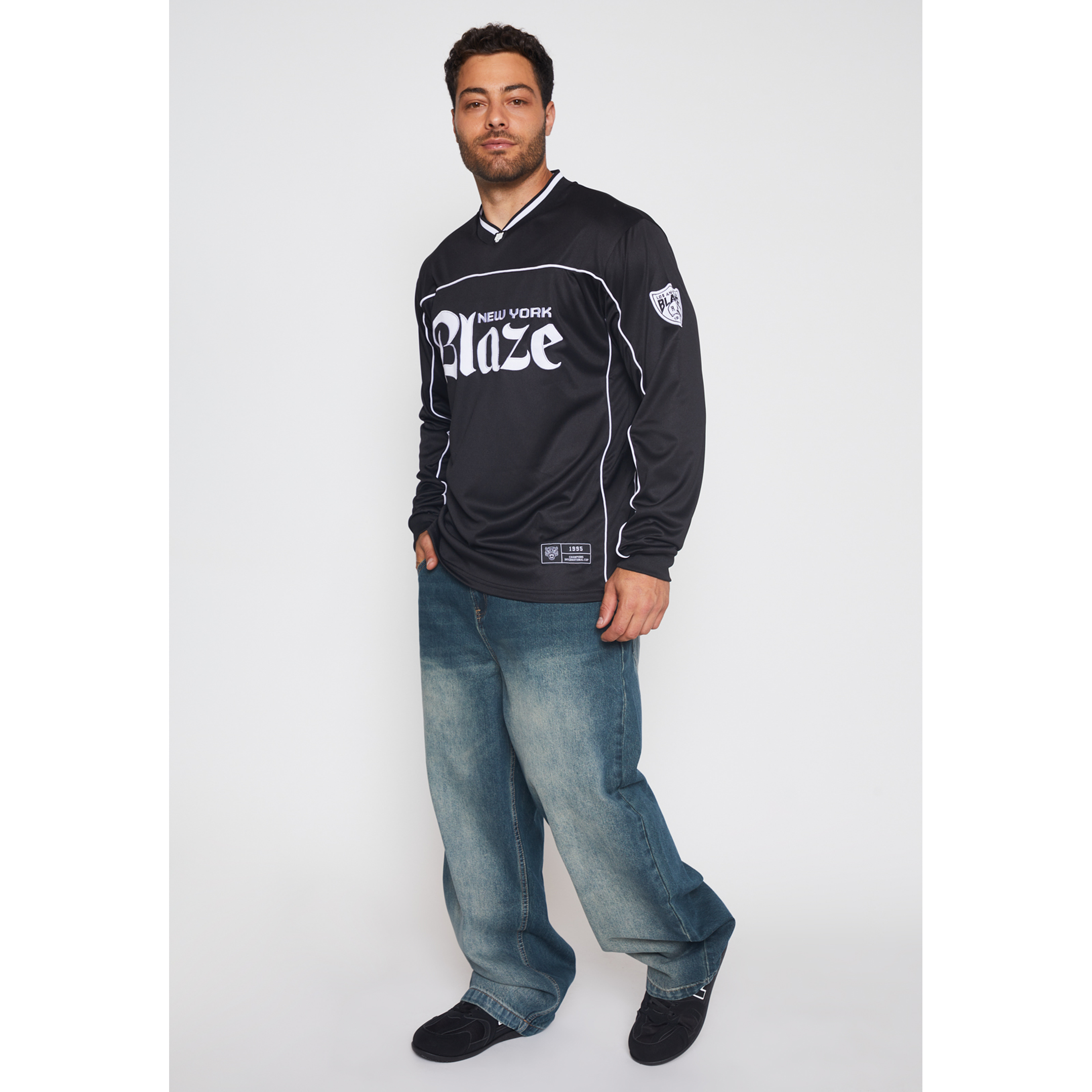 Polera Deportiva Cuello Hombre Negro Familyshop 2