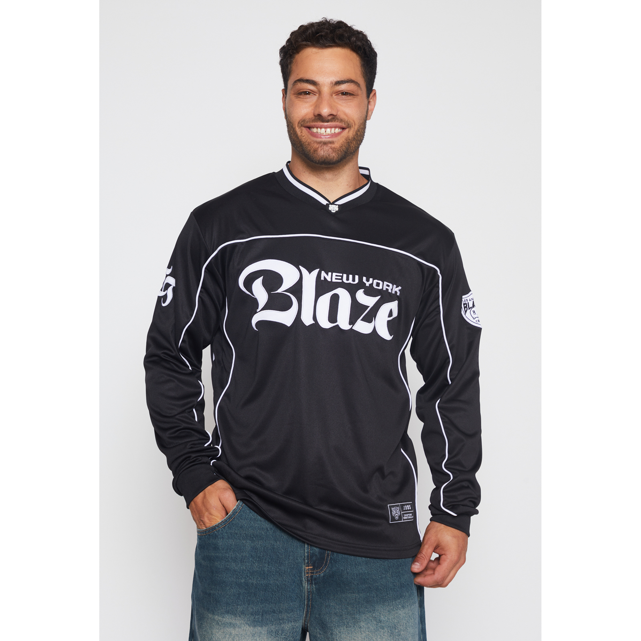 Polera Deportiva Cuello Hombre Negro Familyshop 1