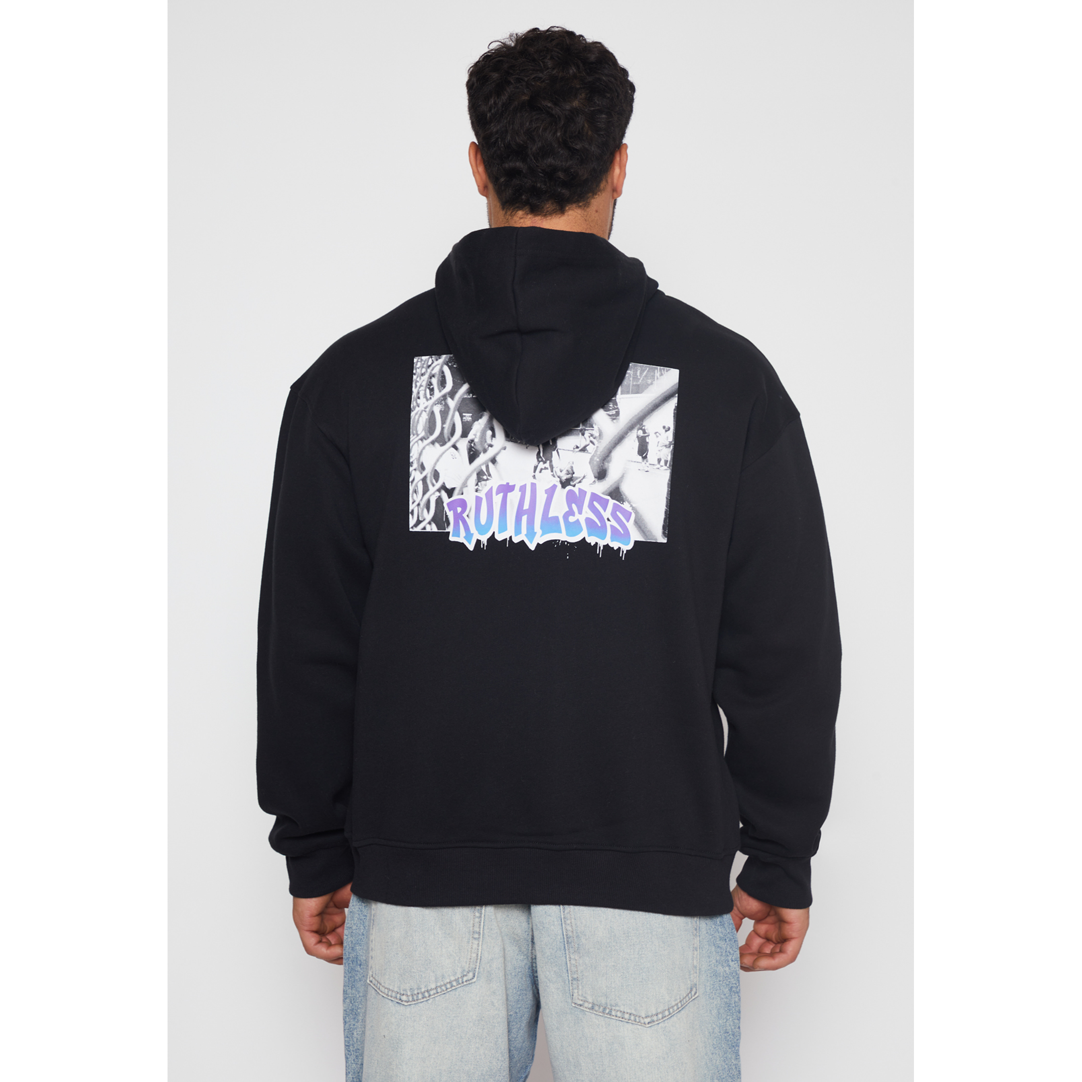 Polerón Graffiti Brooklyn Hombre Negro Familyshop 3