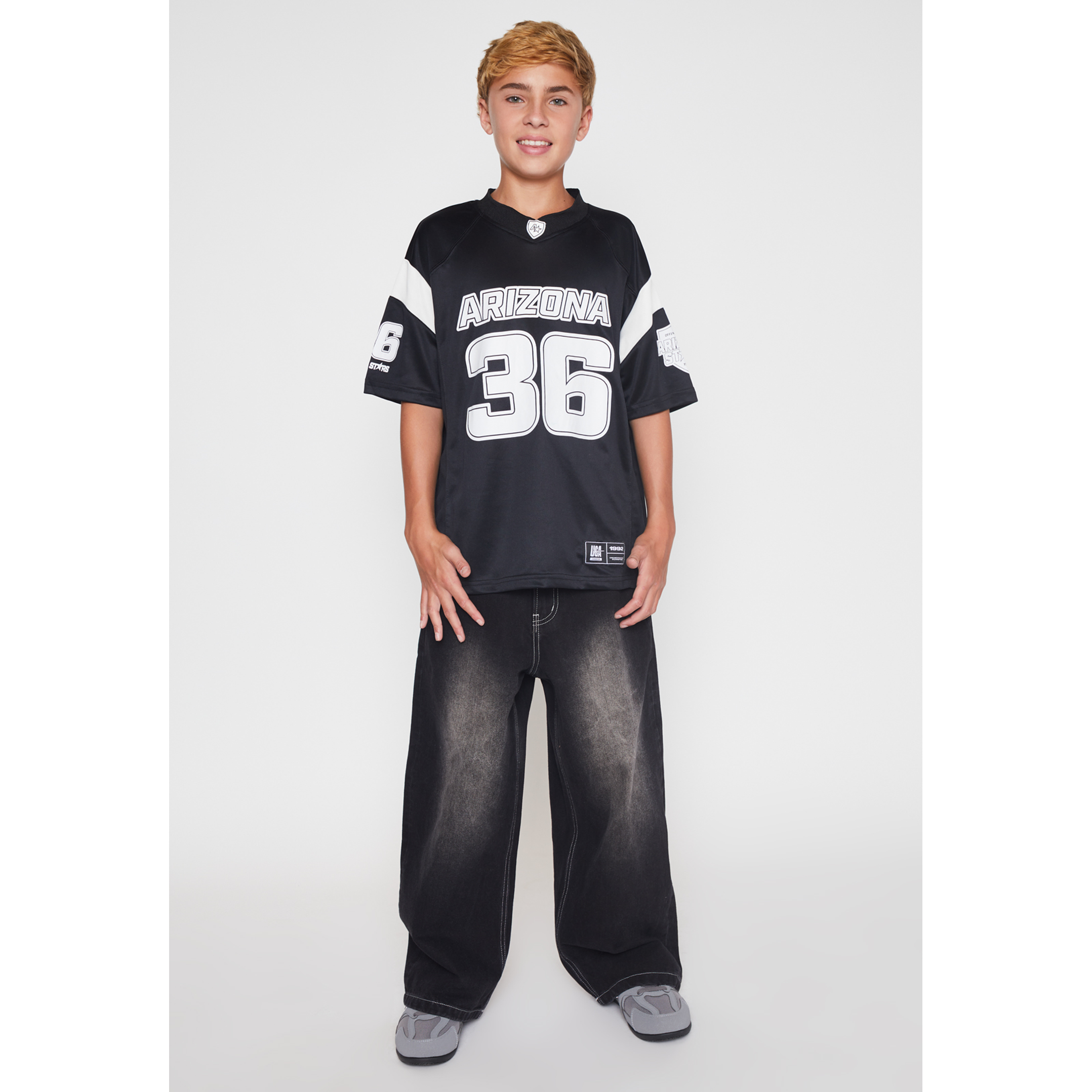 Polera Deportiva Arizona Lolo Negro Familyshop 1