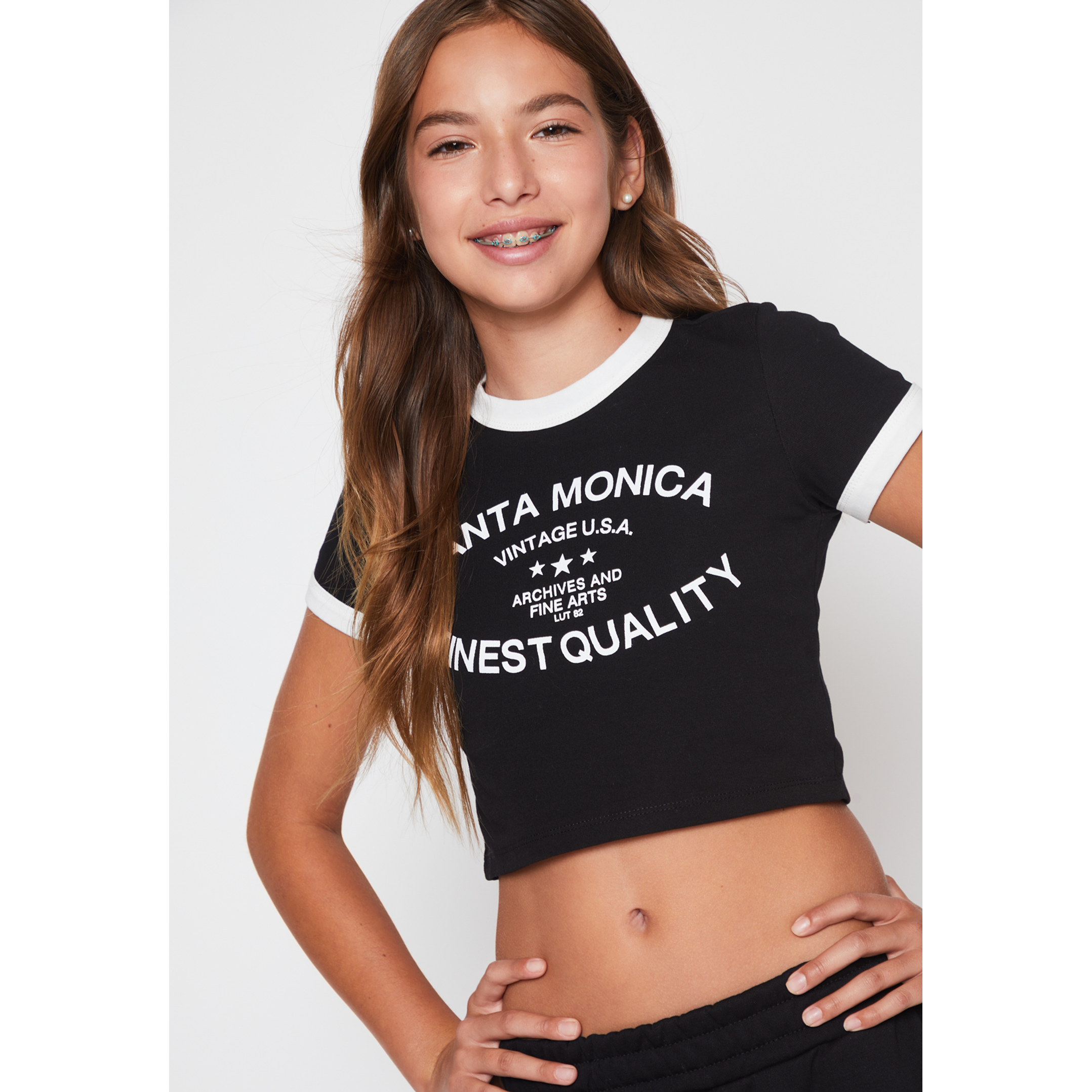 Polera College Lola Negro Familyshop 3