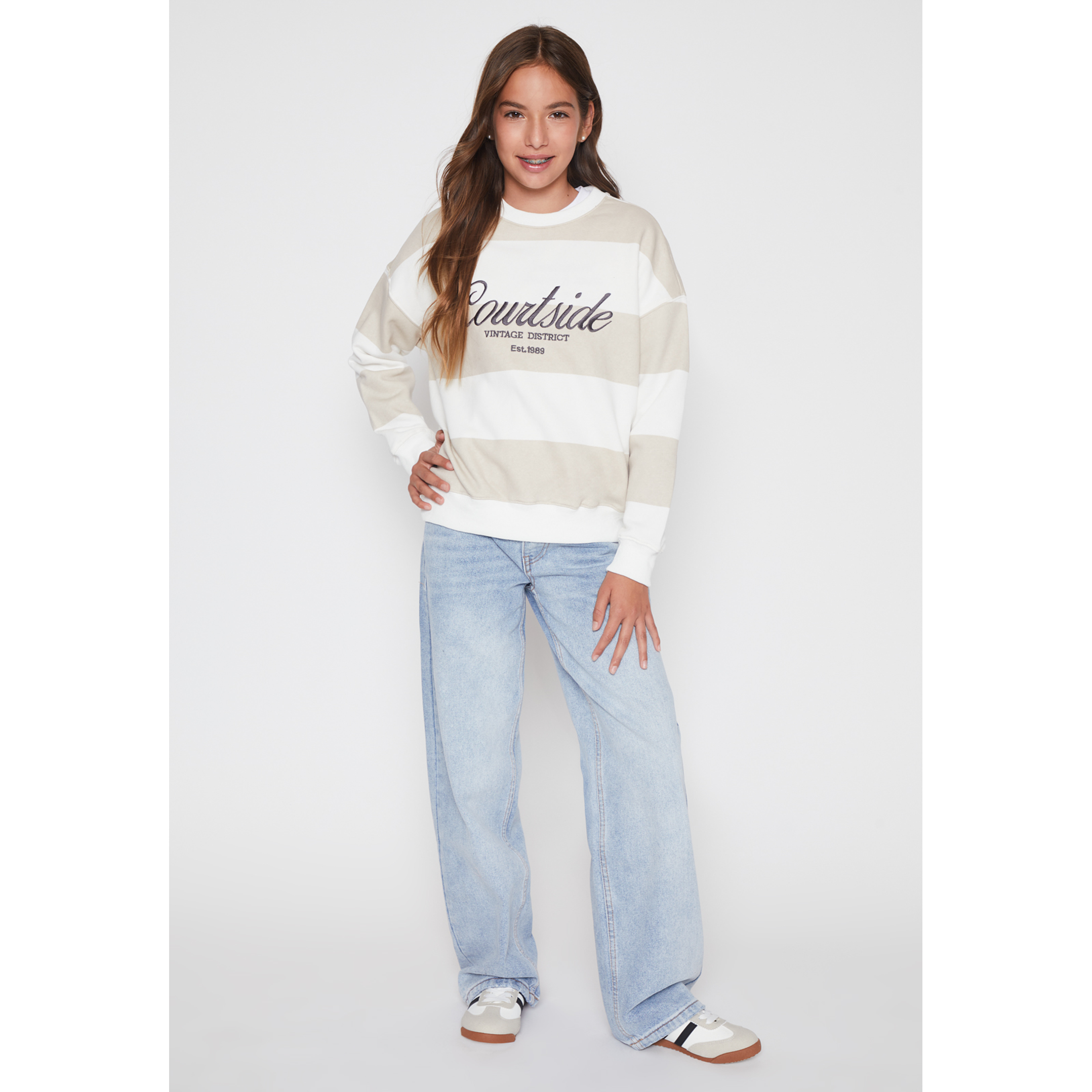 Polerón Bordado Courtside Lola Beige Familyshop 2