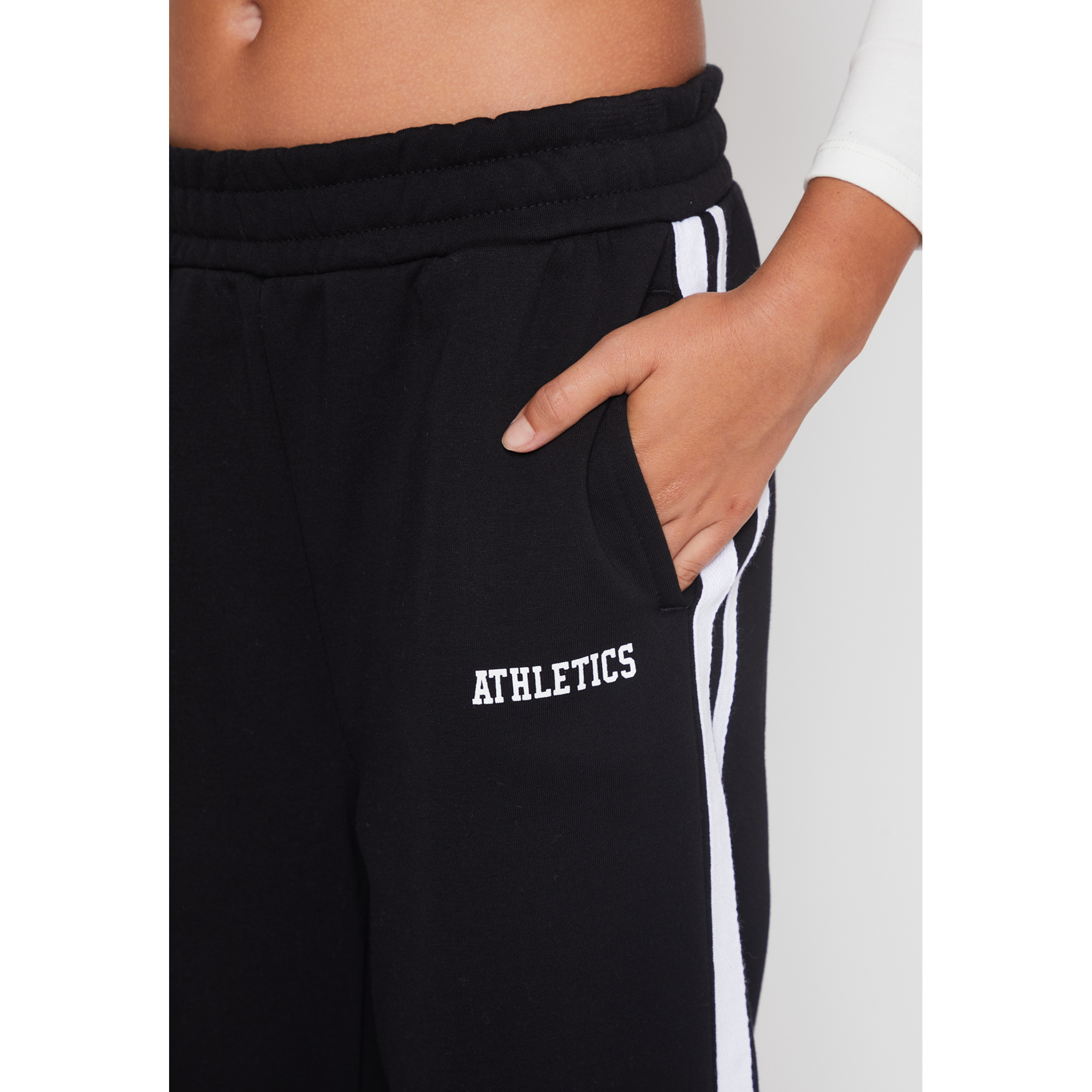 Pantalón Buzo Athletic Lola Negro Familyshop 3