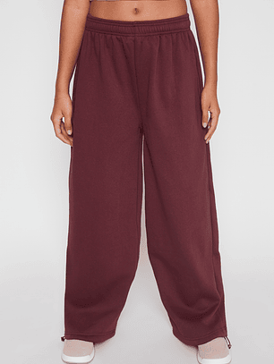 Pantalón Buzo Baggy Lola Burdeo Familyshop
