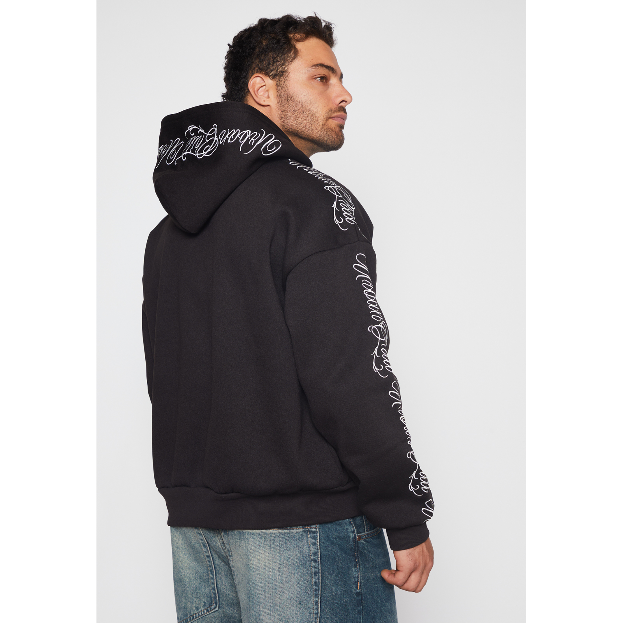 Polerón Bordado Hombre Negro Familyshop 3