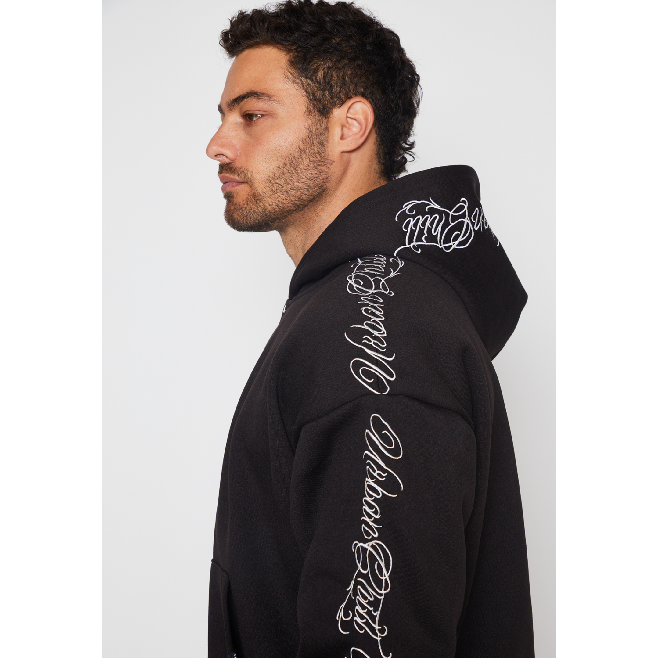 Polerón Bordado Hombre Negro Familyshop 4