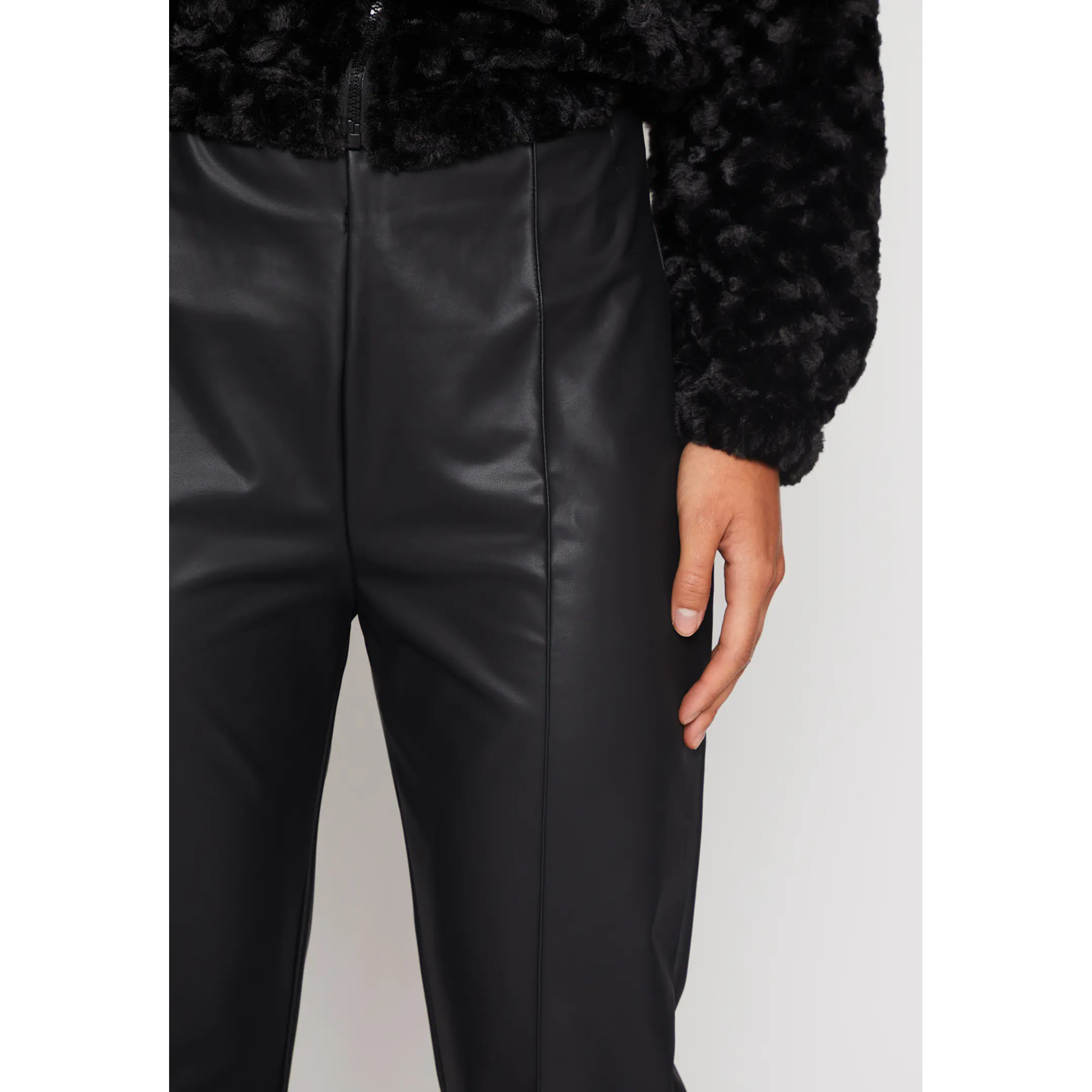 Calza Flare Mujer Negro Familyshop 4