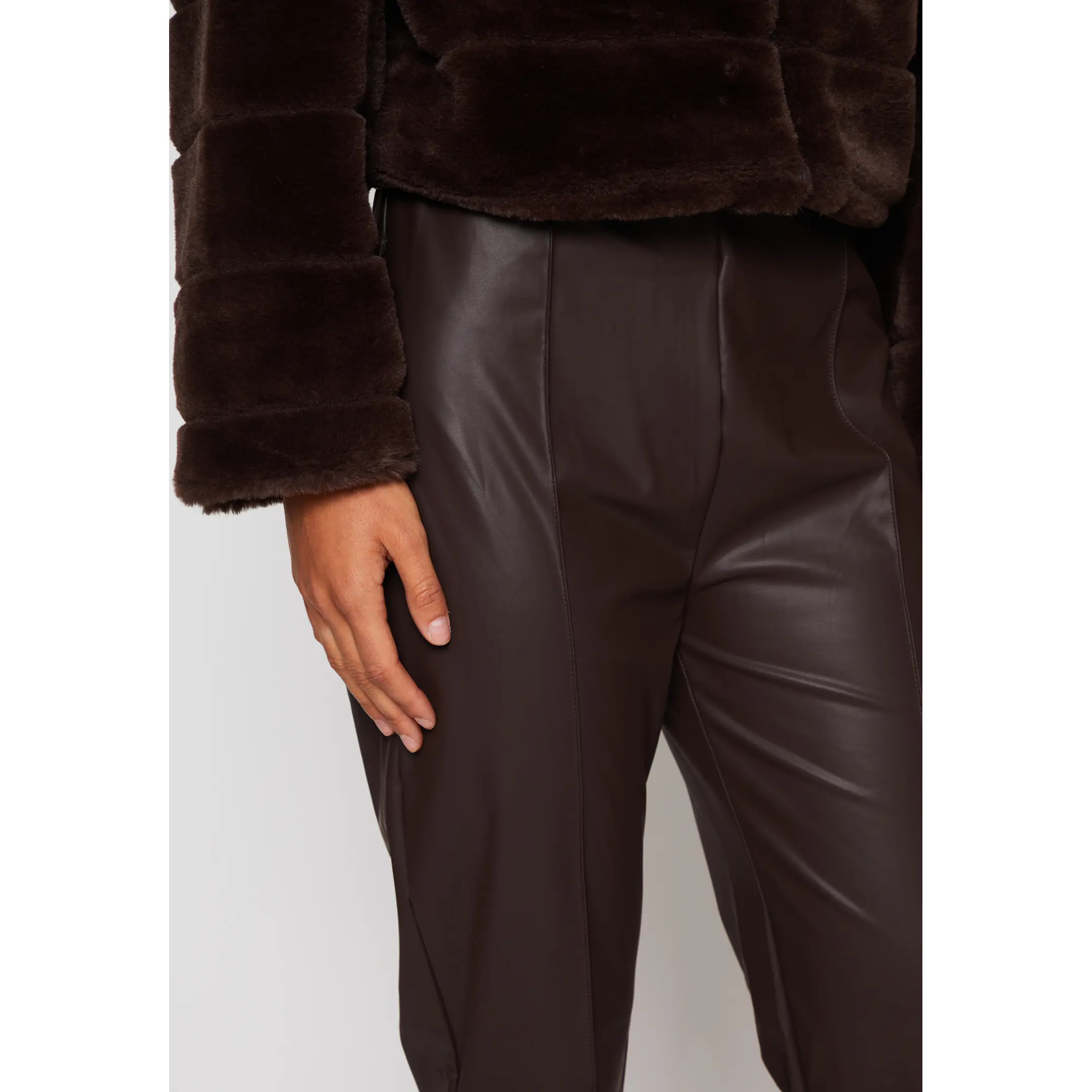 Calza Flare Mujer Café Familyshop 4