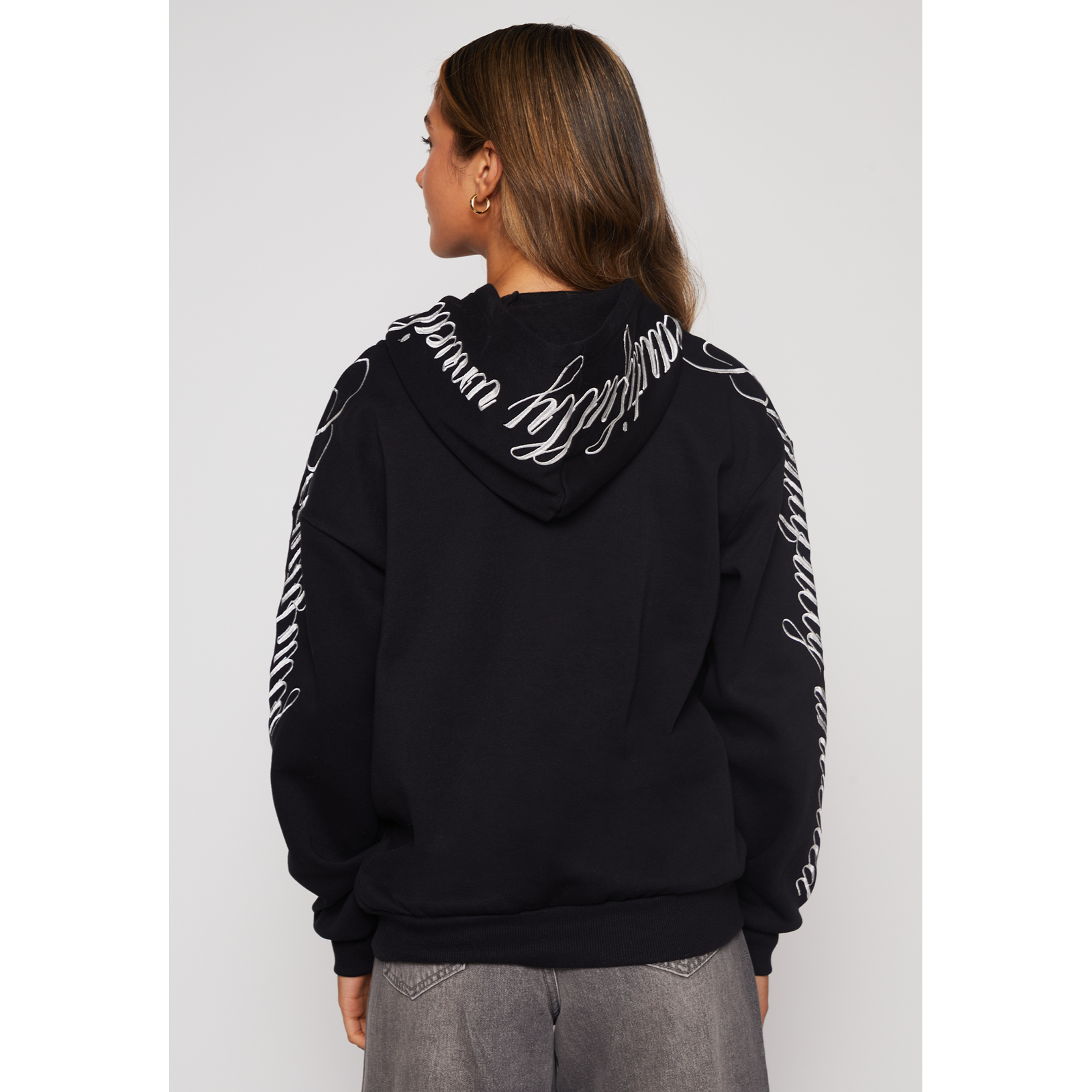 Polerón Bordado Cierre Mujer Negro Familyshop 2