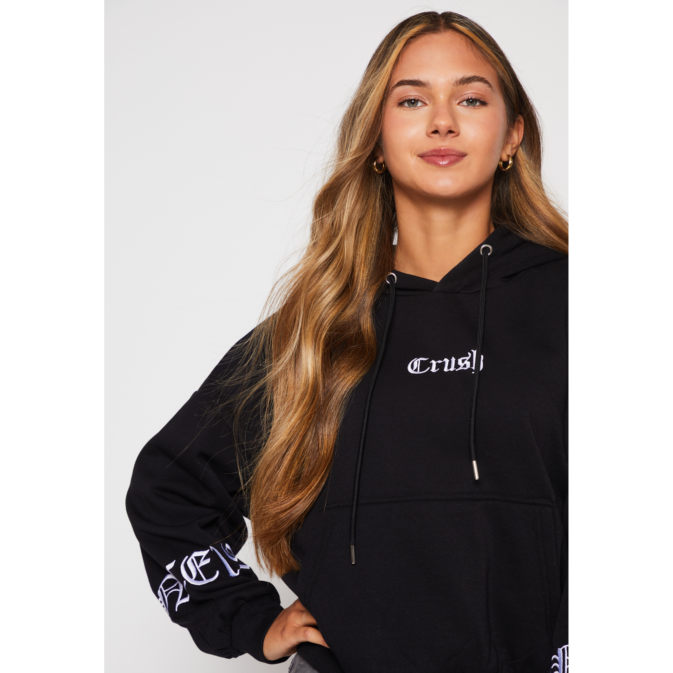 Polerón Bordado Bord Mujer Negro Familyshop 4