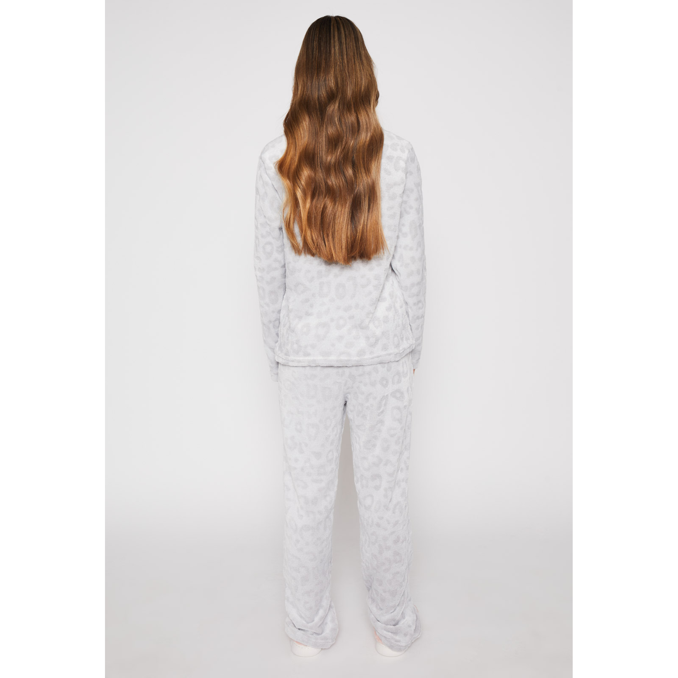 Pijama Peludo Textura Mujer Gris Familyshop 3