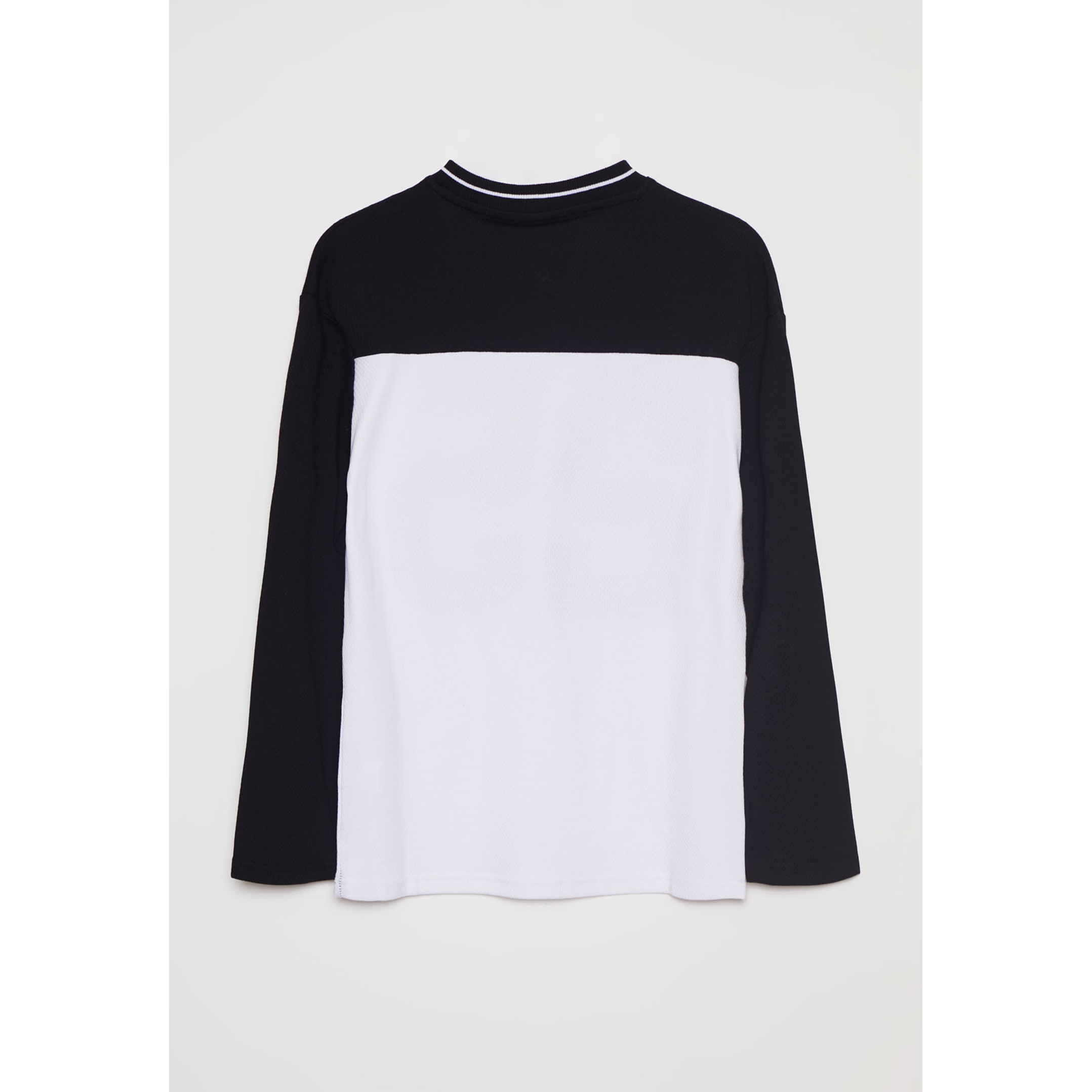 Polera Deportiva Lolo Negro Familyshop 2