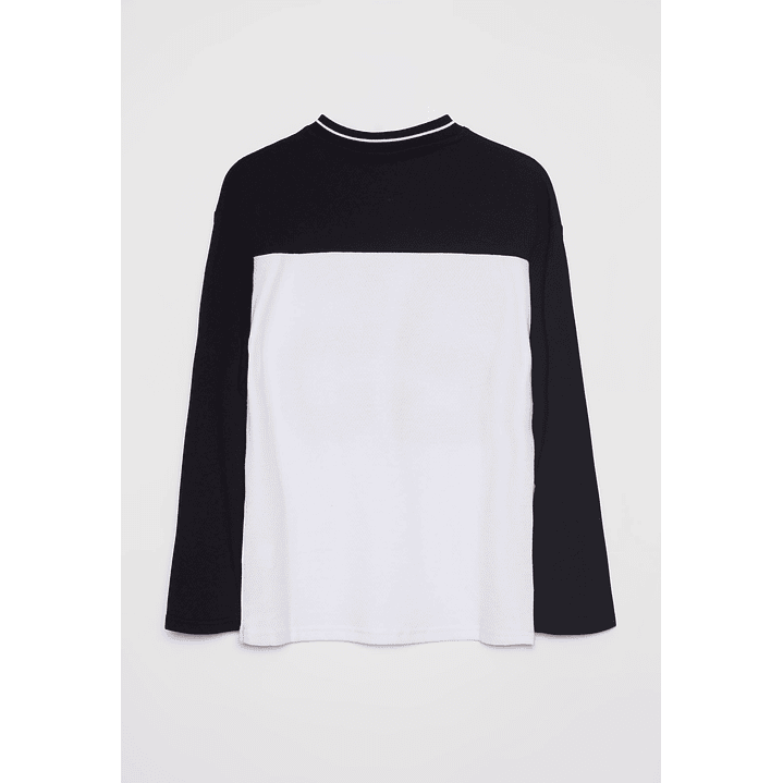 Polera Deportiva Lolo Negro Familyshop 2