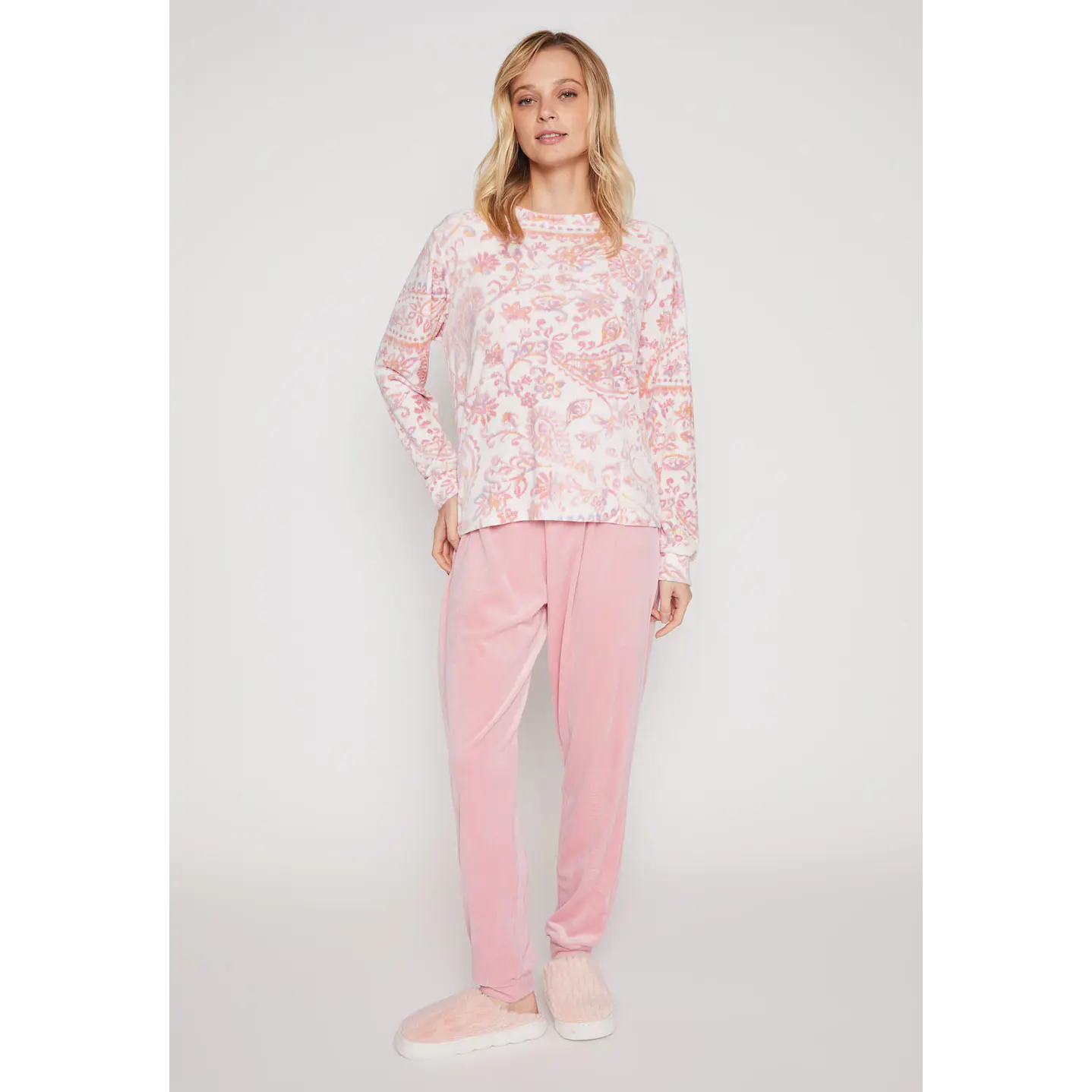 Pijama Plush Flor Mujer Rosado Familyshop 2
