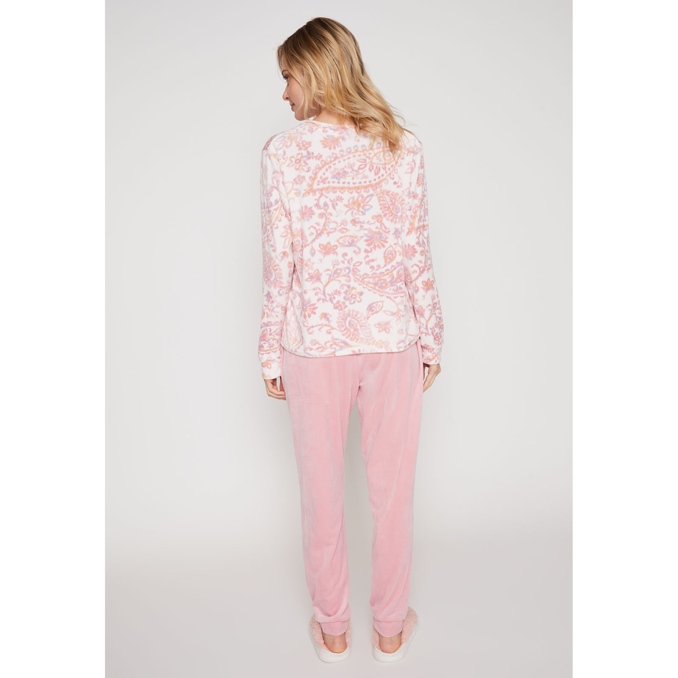 Pijama Plush Flor Mujer Rosado Familyshop 3