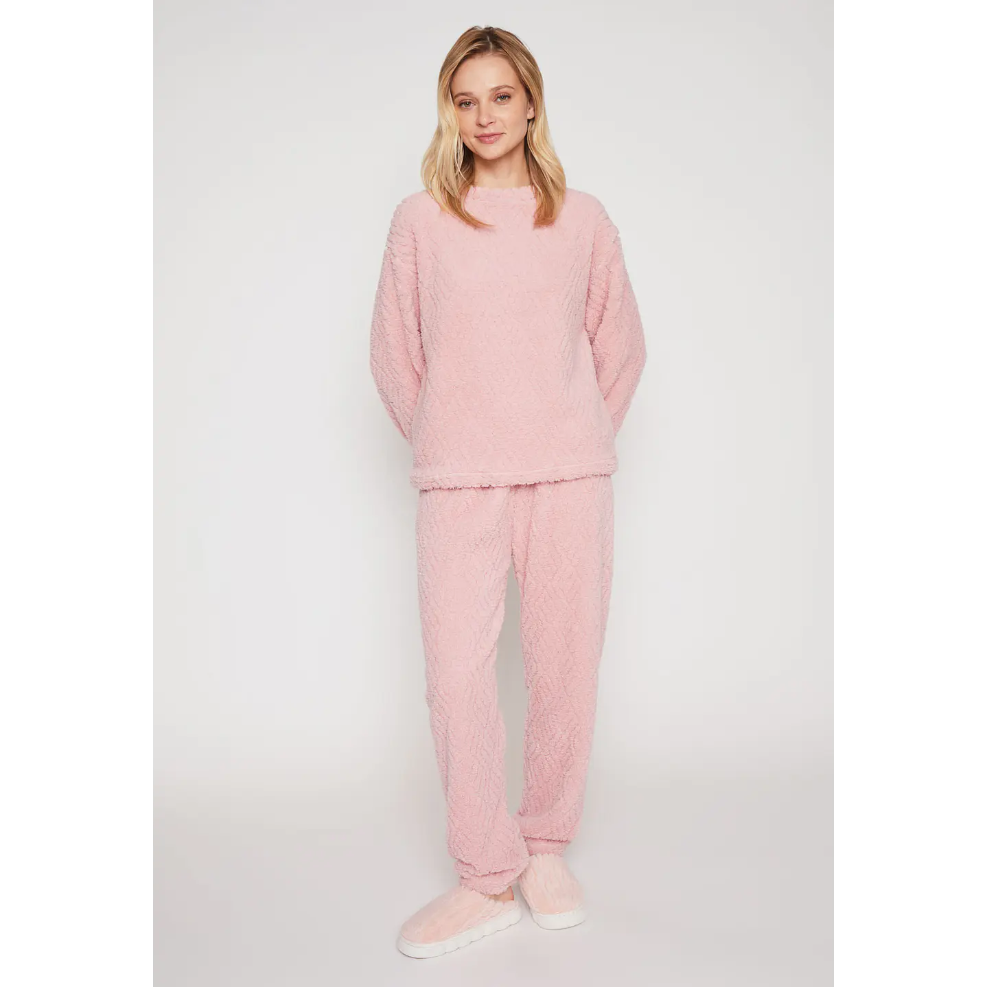 Pijama Peludo Mujer Coral Familyshop 2