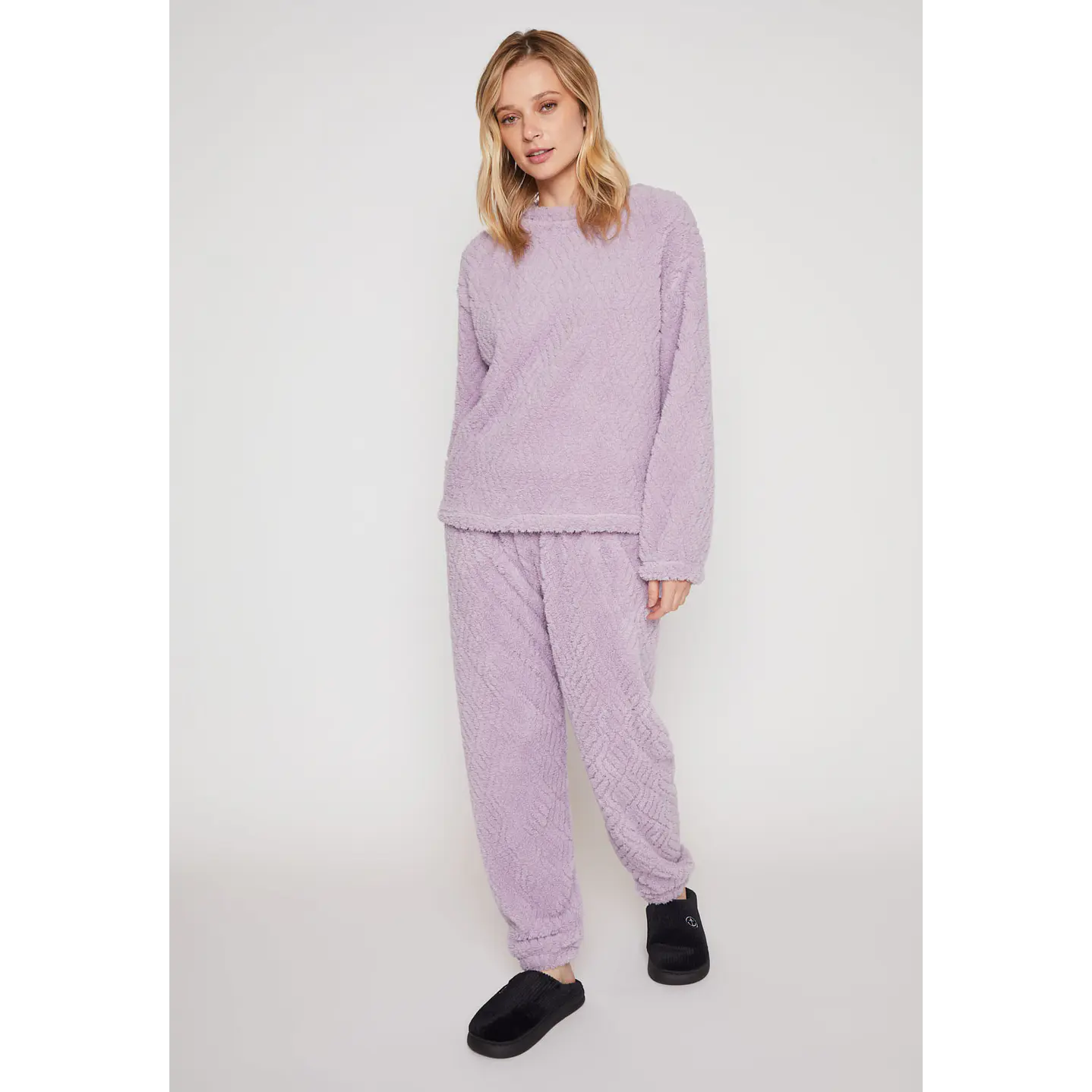 Pijama Peludo Mujer Lila Familyshop 2